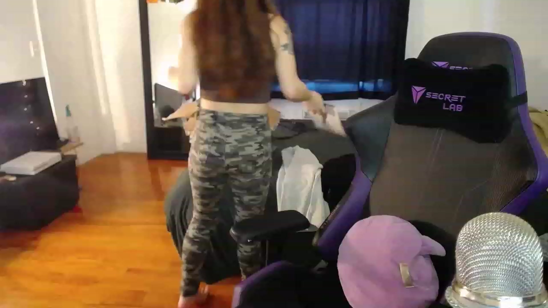 Gallery image thumbnail from BabyxKat's myfreecams stream on, 01/02/2023, 18:39 image 1 of 20