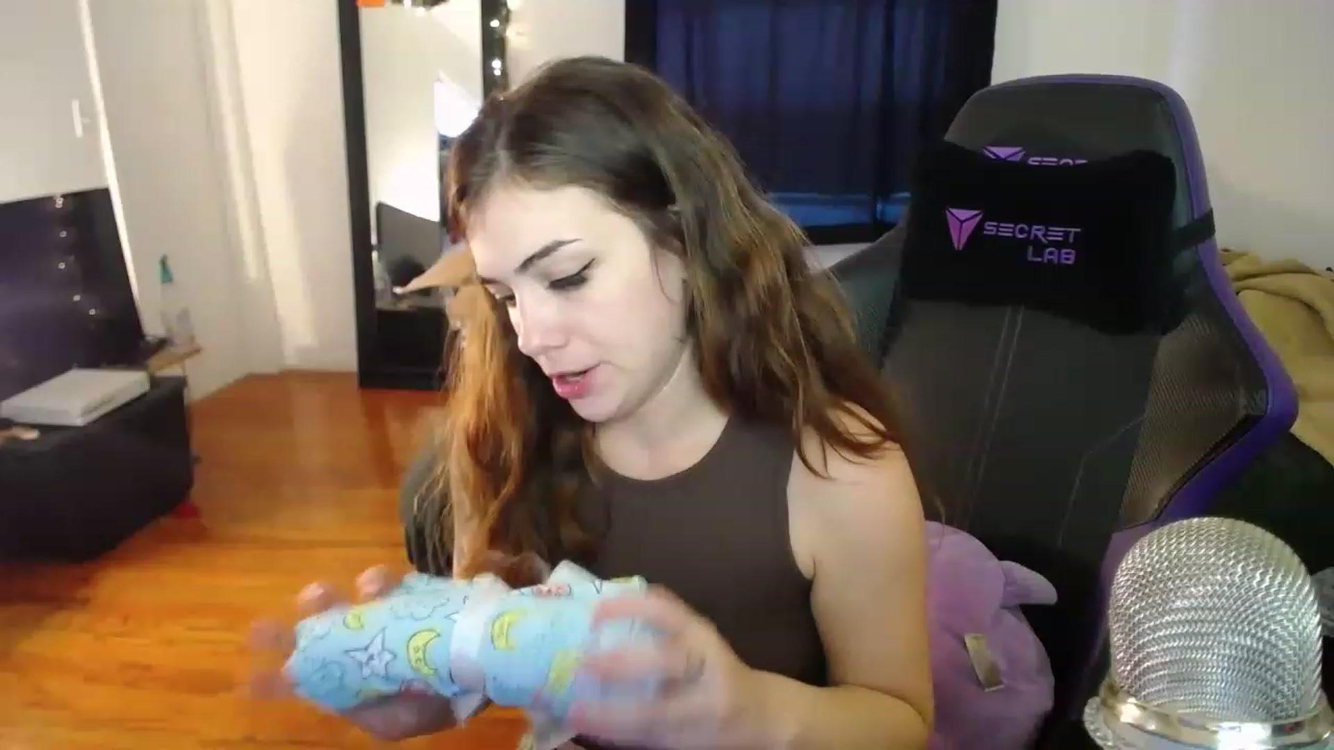 Gallery image thumbnail from BabyxKat's myfreecams stream on, 01/02/2023, 18:39 image 2 of 20