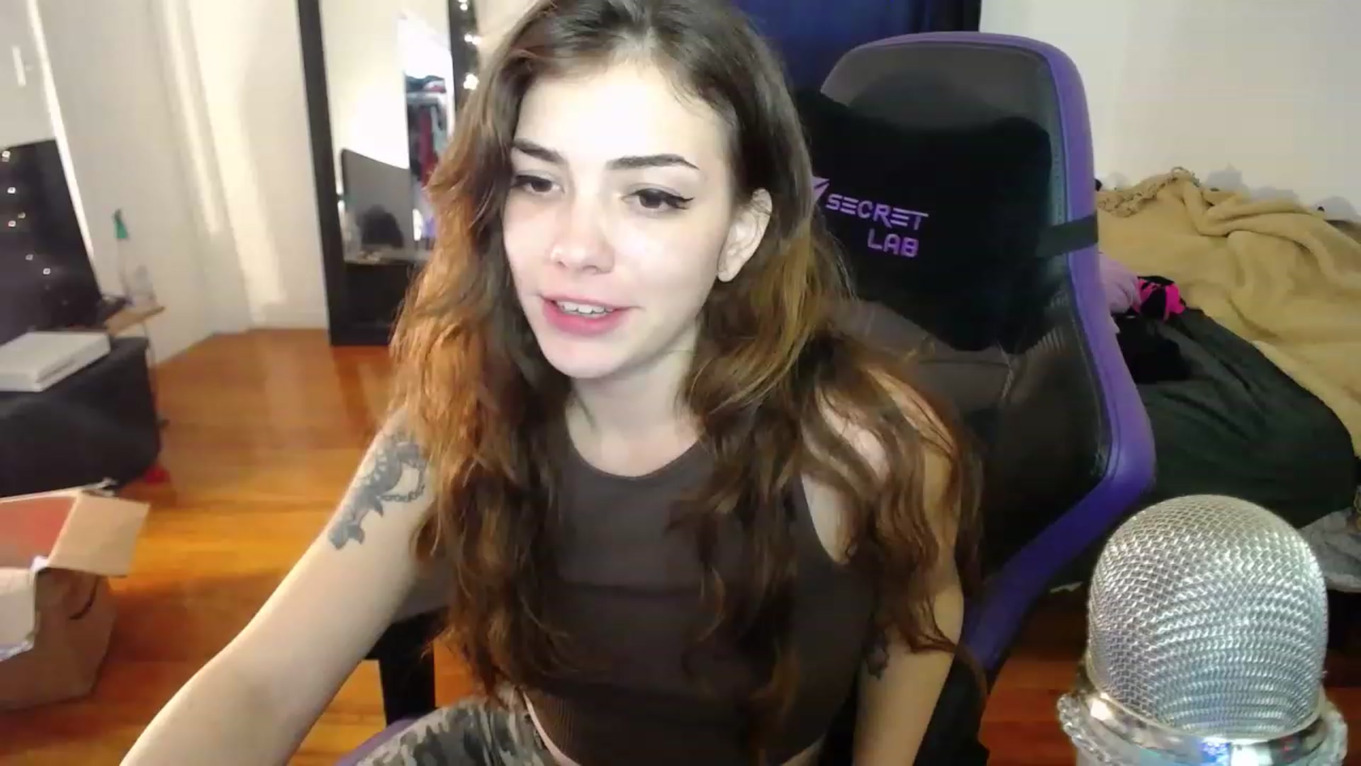 Gallery image thumbnail from BabyxKat's myfreecams stream on, 01/02/2023, 20:19 image 20 of 20