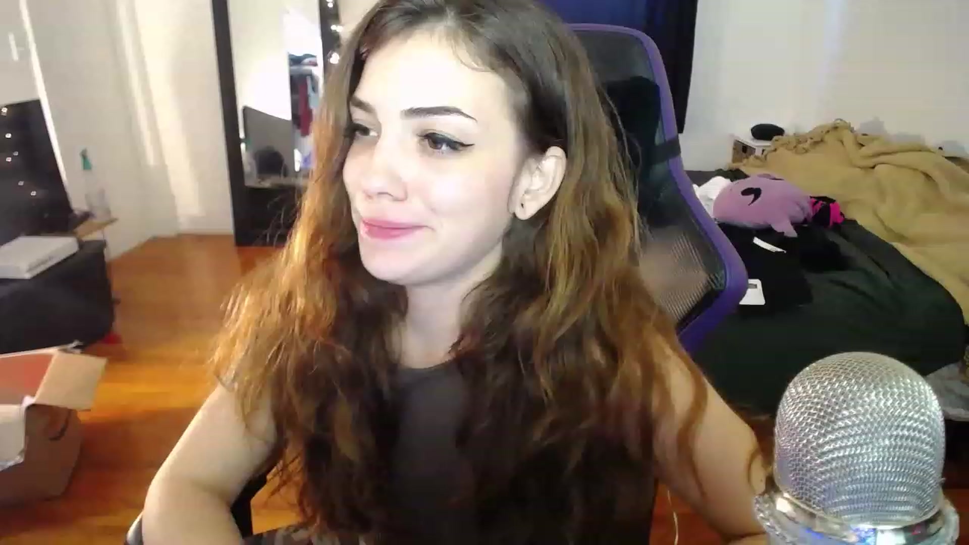 Gallery image thumbnail from BabyxKat's myfreecams stream on, 01/02/2023, 20:19 image 17 of 20