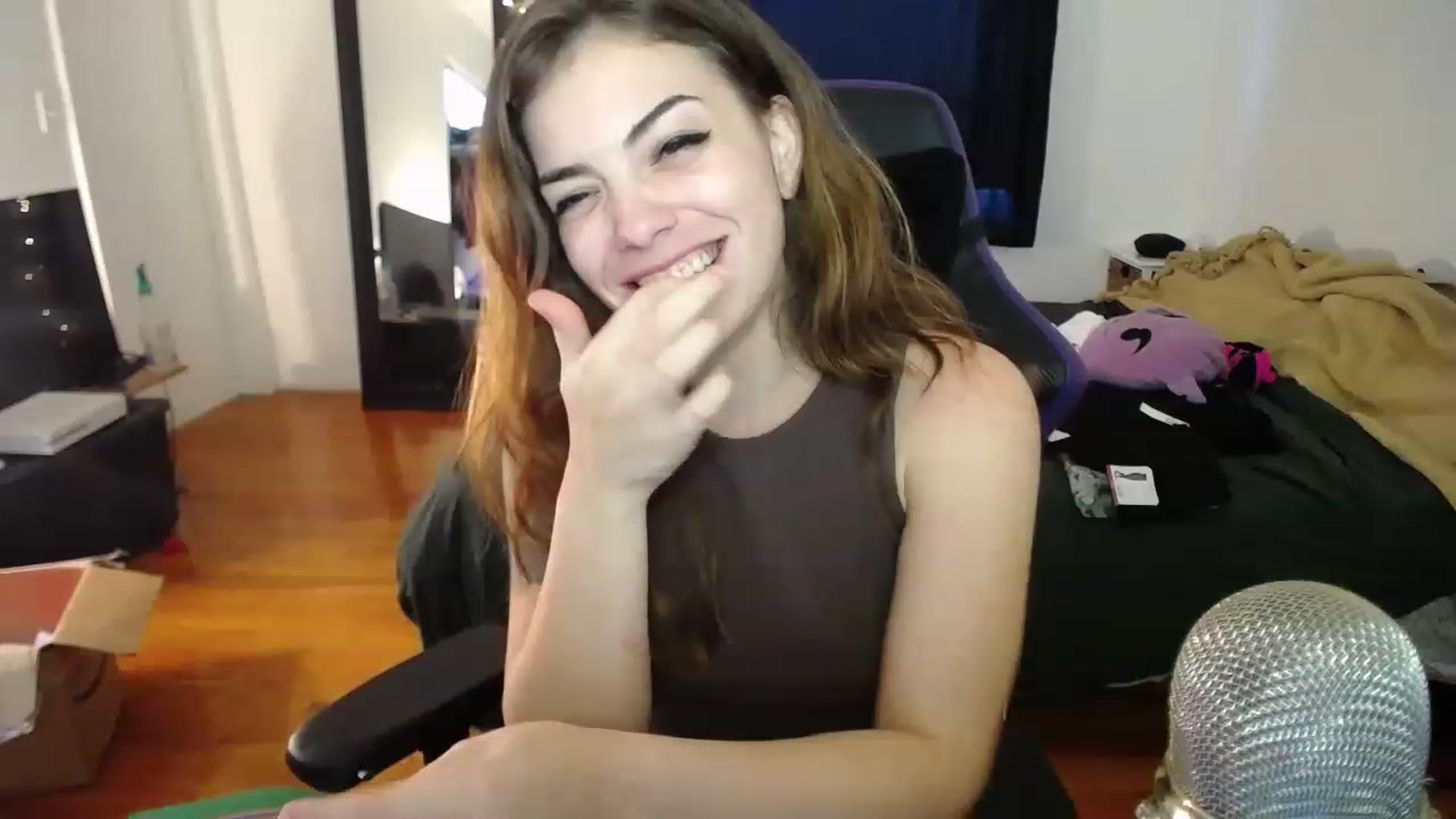 Gallery image thumbnail from BabyxKat's myfreecams stream on, 01/02/2023, 20:19 image 12 of 20