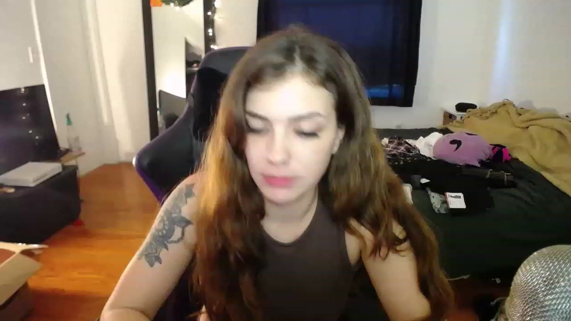 Gallery image thumbnail from BabyxKat's myfreecams stream on, 01/02/2023, 21:15 image 19 of 20