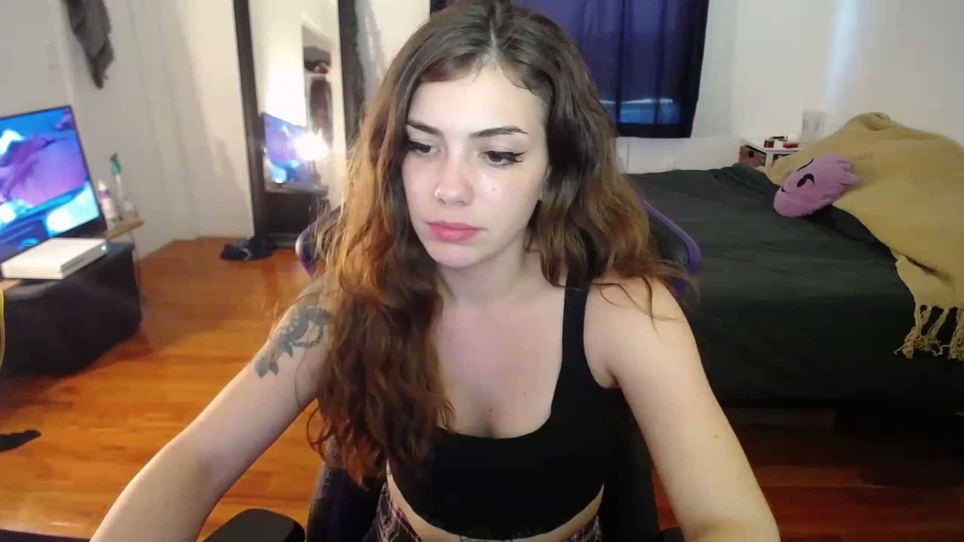 Gallery image thumbnail from BabyxKat's myfreecams stream on, 01/04/2023, 20:29 image 4 of 20