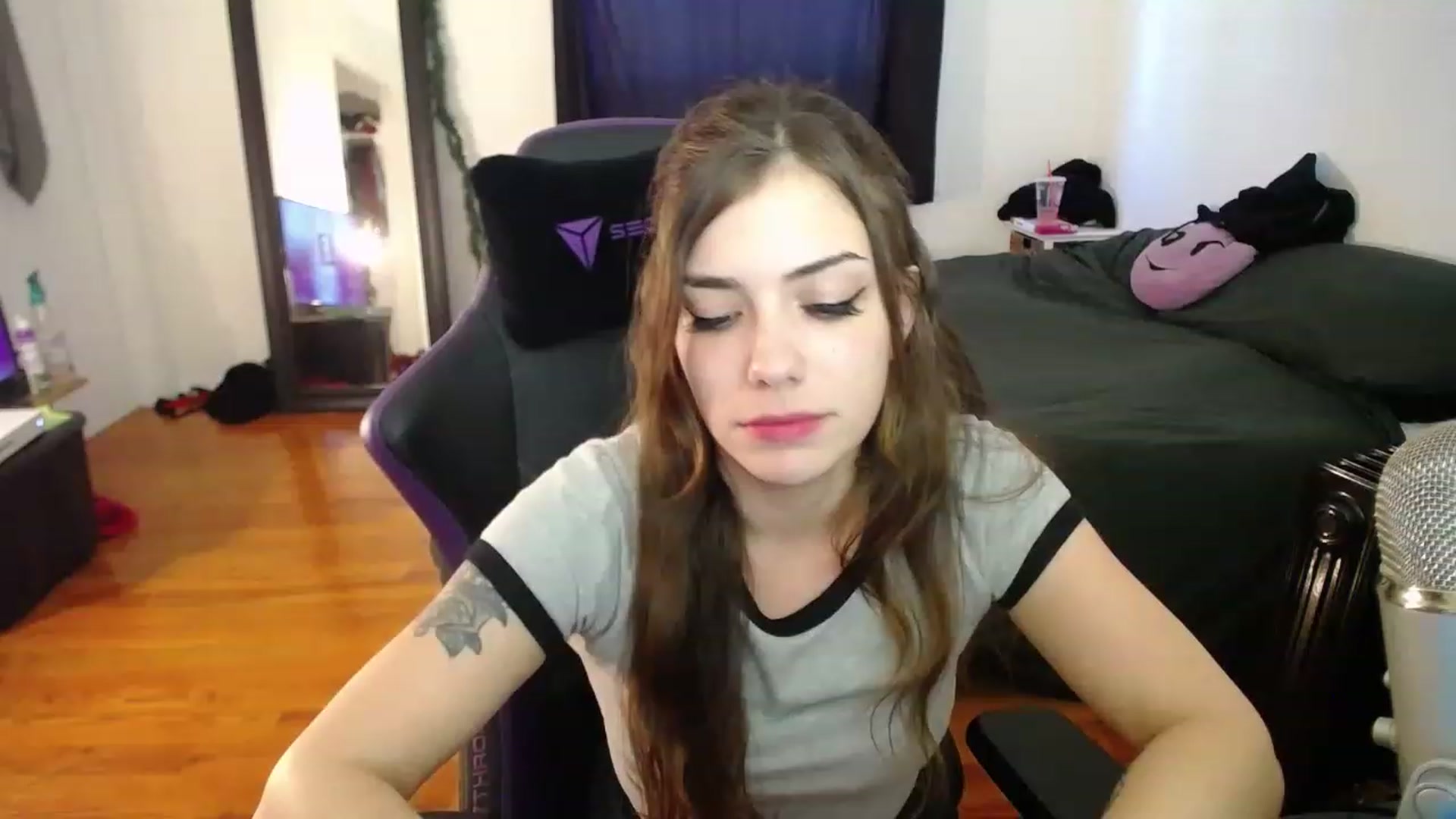 Gallery image thumbnail from BabyxKat's myfreecams stream on, 01/10/2023, 19:20 image 7 of 20