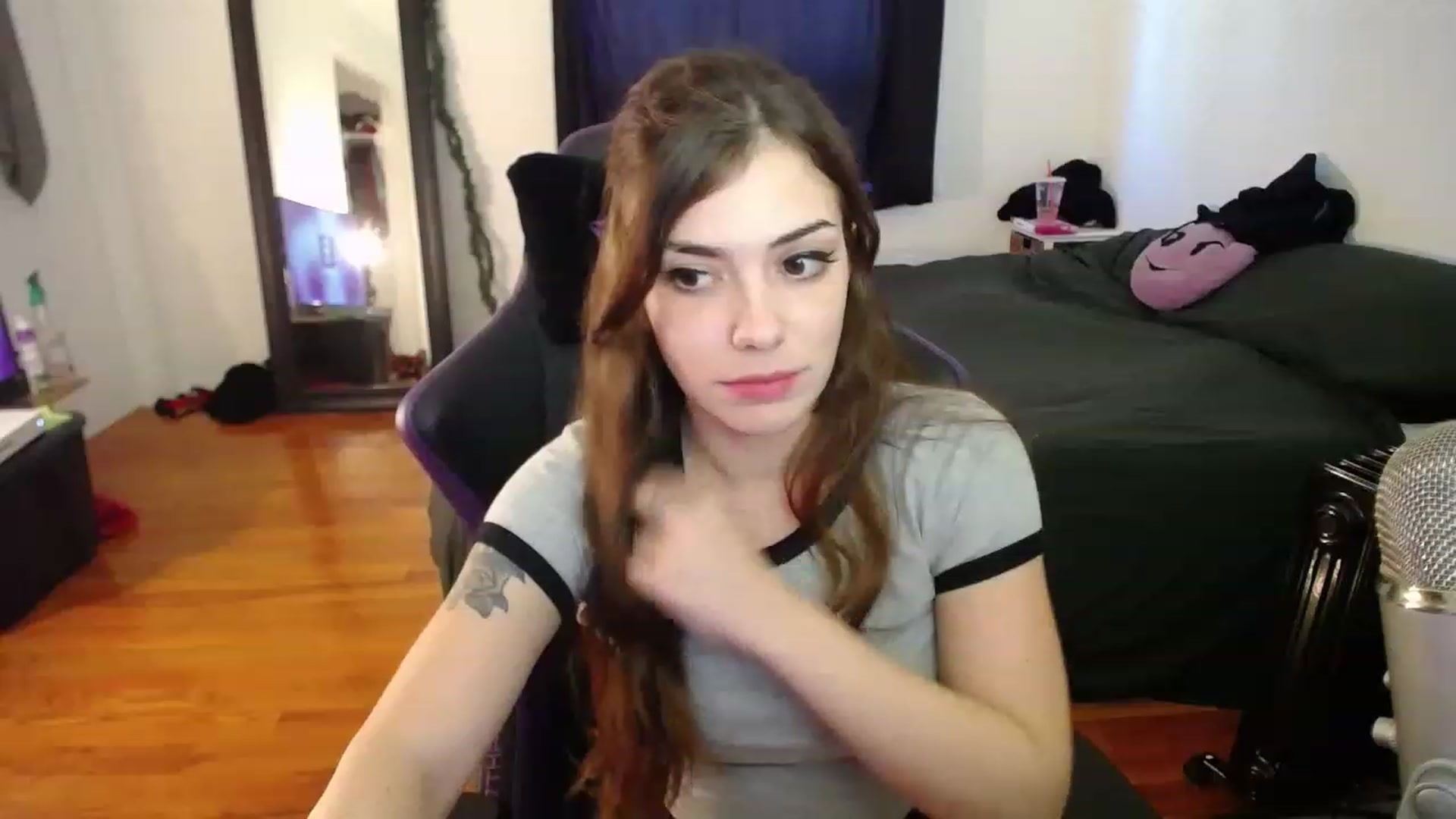 Gallery image thumbnail from BabyxKat's myfreecams stream on, 01/10/2023, 19:20 image 6 of 20