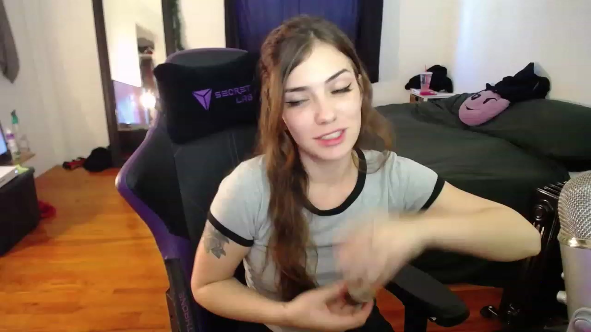 Gallery image thumbnail from BabyxKat's myfreecams stream on, 01/10/2023, 19:20 image 17 of 20