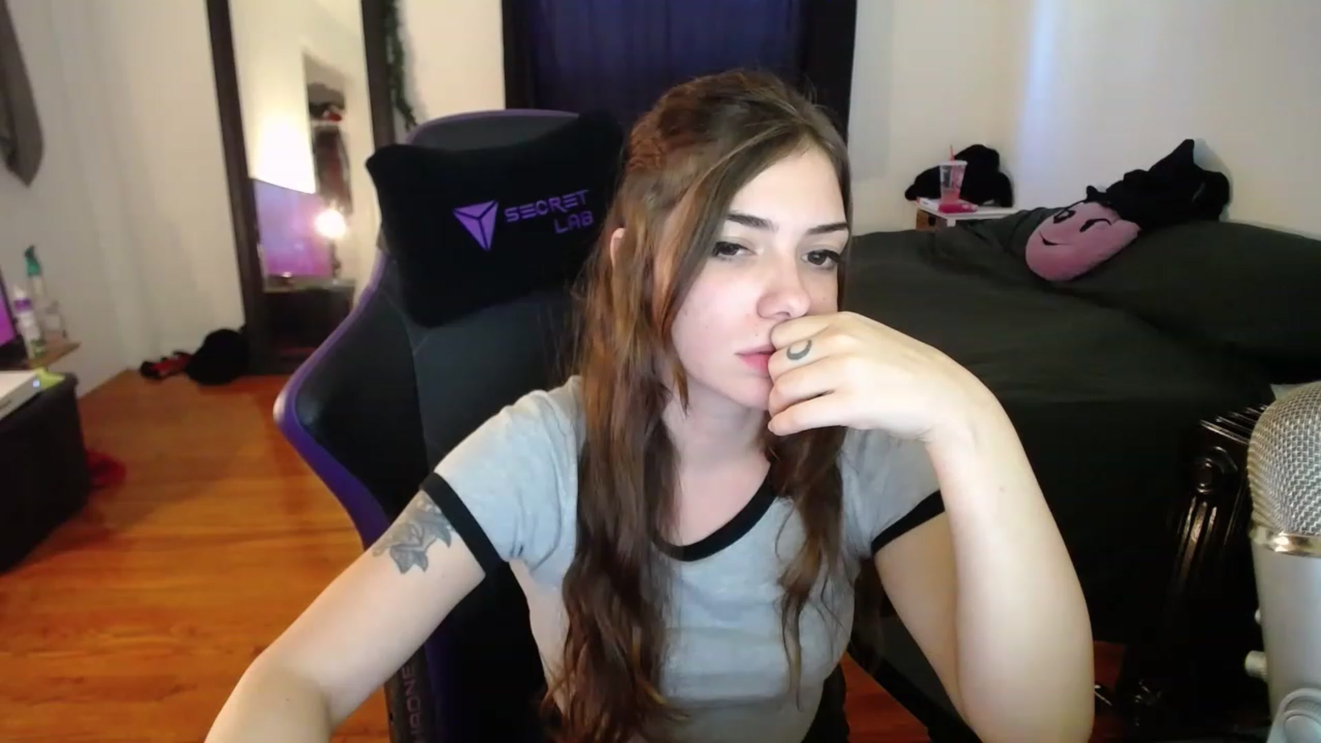 Gallery image thumbnail from BabyxKat's myfreecams stream on, 01/10/2023, 19:20 image 9 of 20
