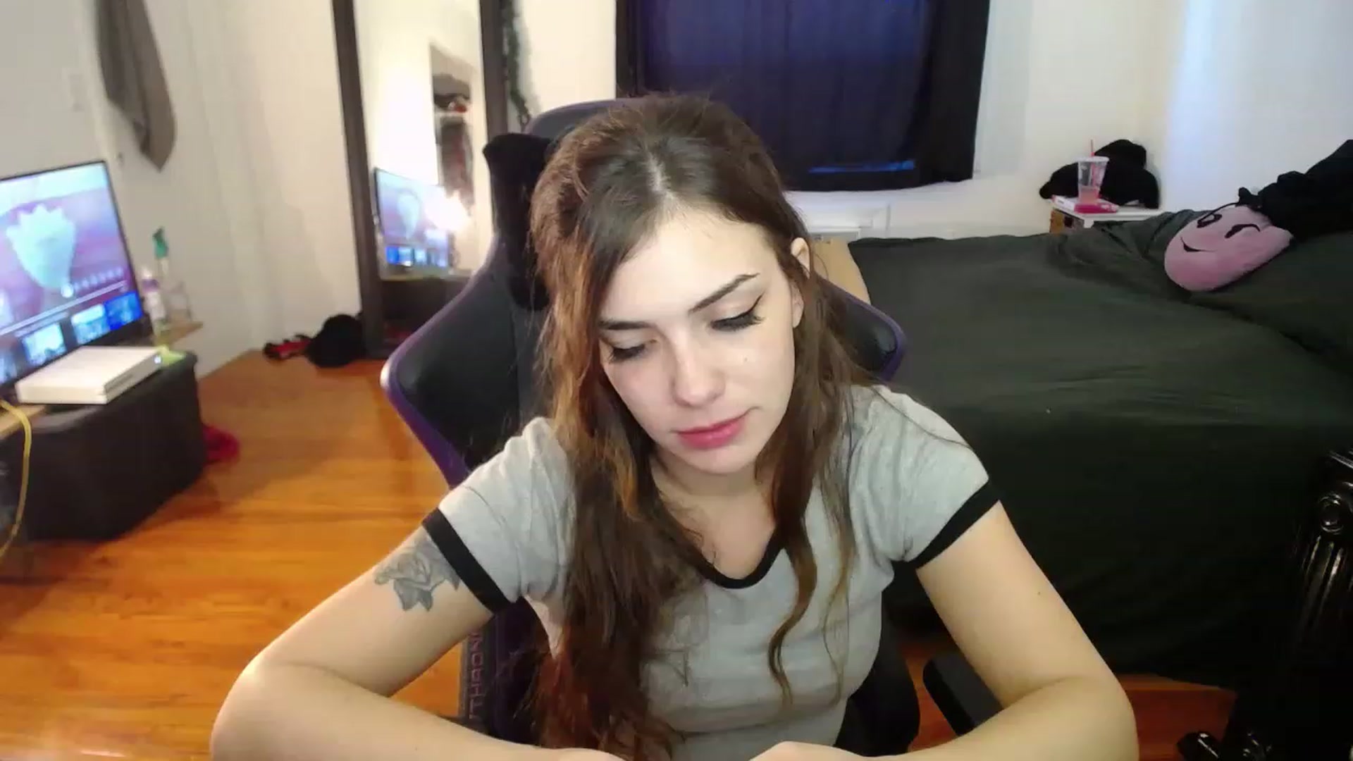 Gallery image thumbnail from BabyxKat's myfreecams stream on, 01/10/2023, 20:03 image 6 of 20