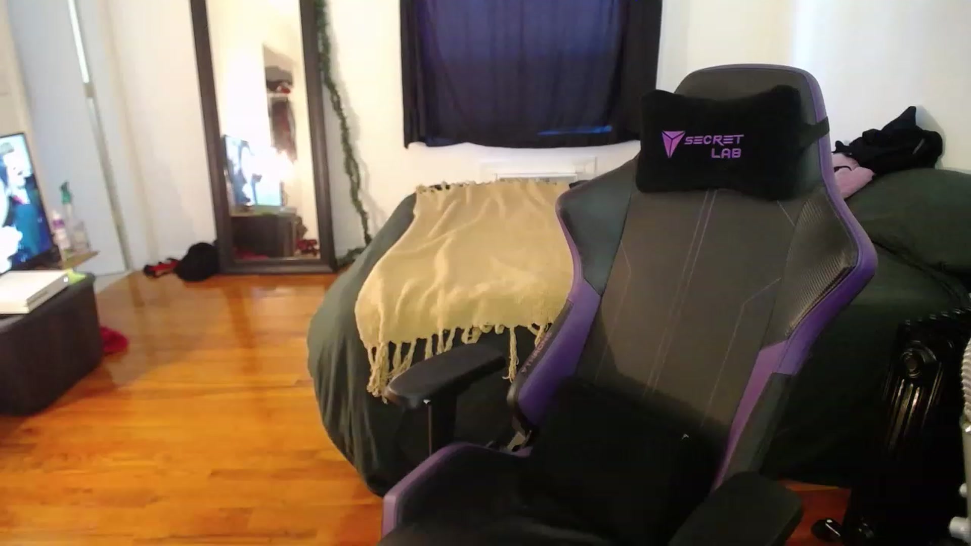 Gallery image thumbnail from BabyxKat's myfreecams stream on, 01/10/2023, 20:03 image 18 of 20