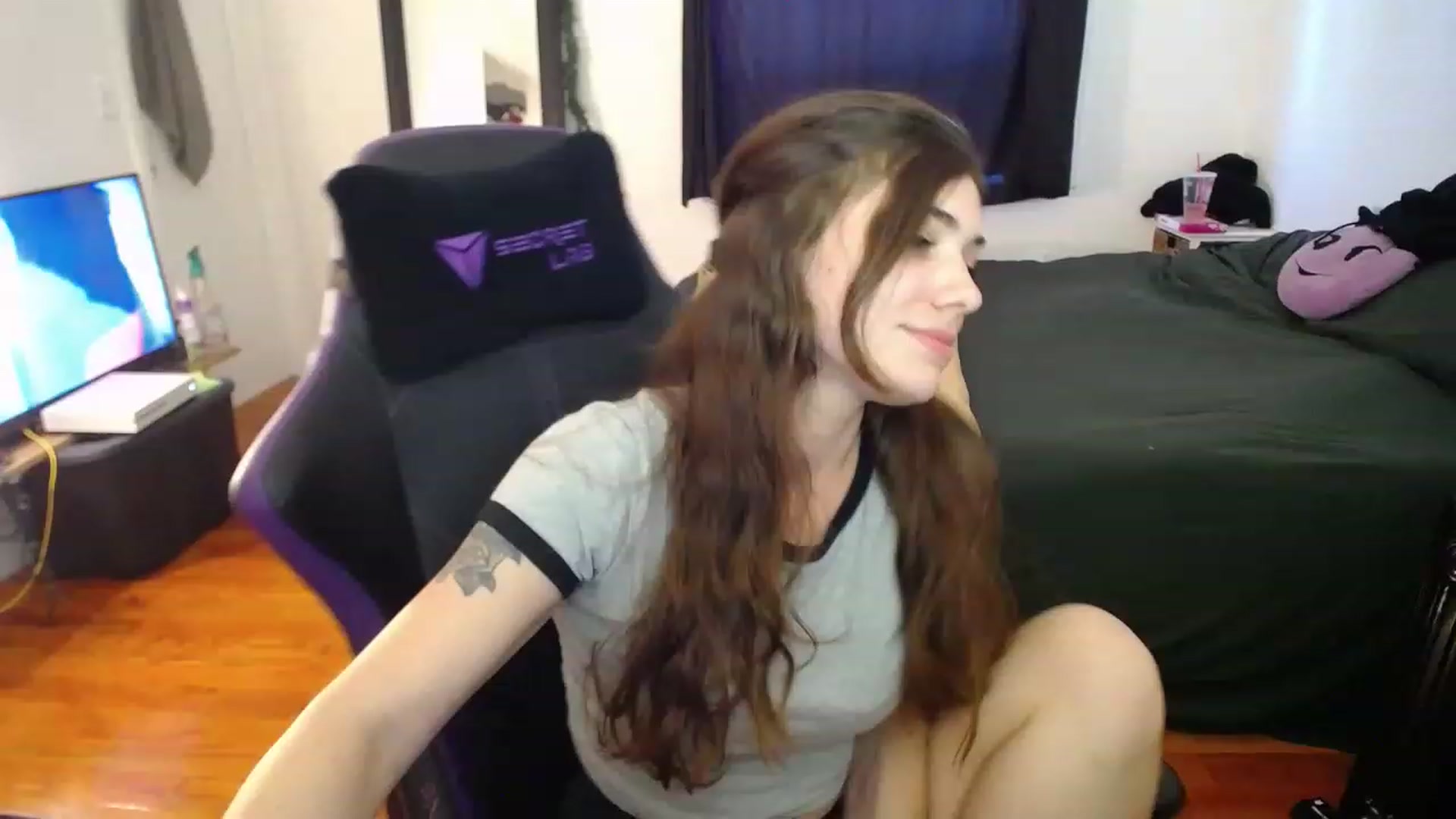 Gallery image thumbnail from BabyxKat's myfreecams stream on, 01/10/2023, 20:03 image 1 of 20