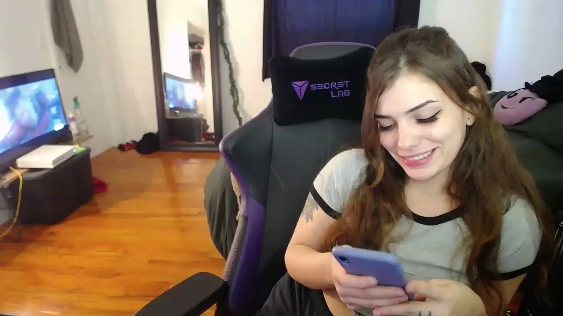 Gallery image thumbnail from BabyxKat's myfreecams stream on, 01/10/2023, 20:03 image 9 of 20