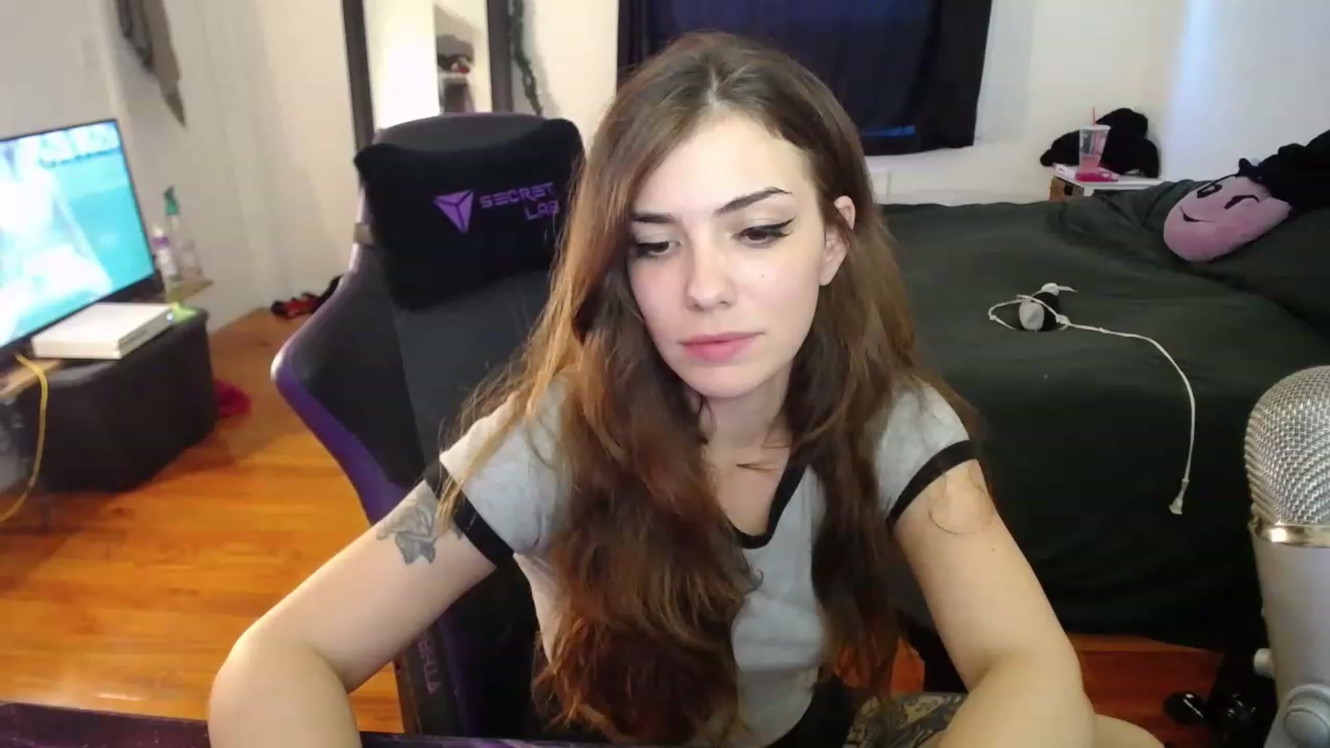 Gallery image thumbnail from BabyxKat's myfreecams stream on, 01/10/2023, 21:34 image 16 of 20