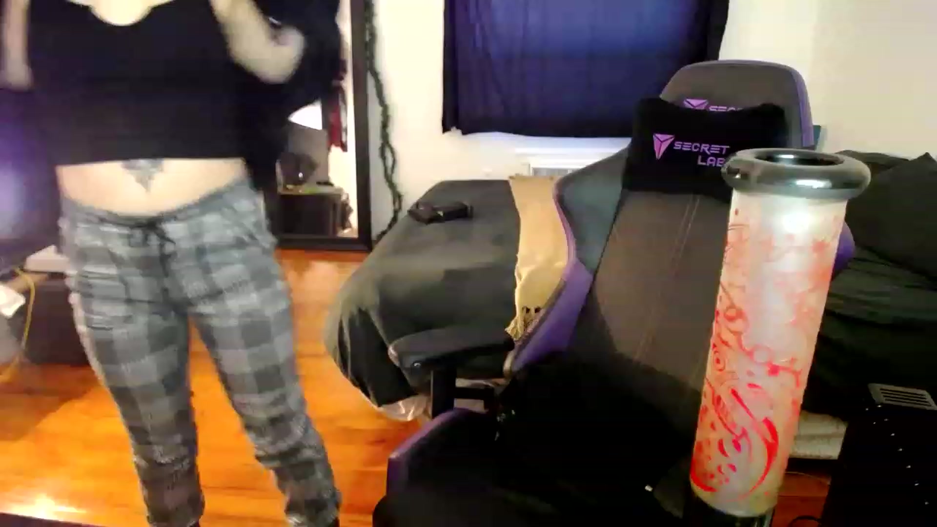 Gallery image thumbnail from BabyxKat's myfreecams stream on, 01/12/2023, 20:21 image 19 of 20