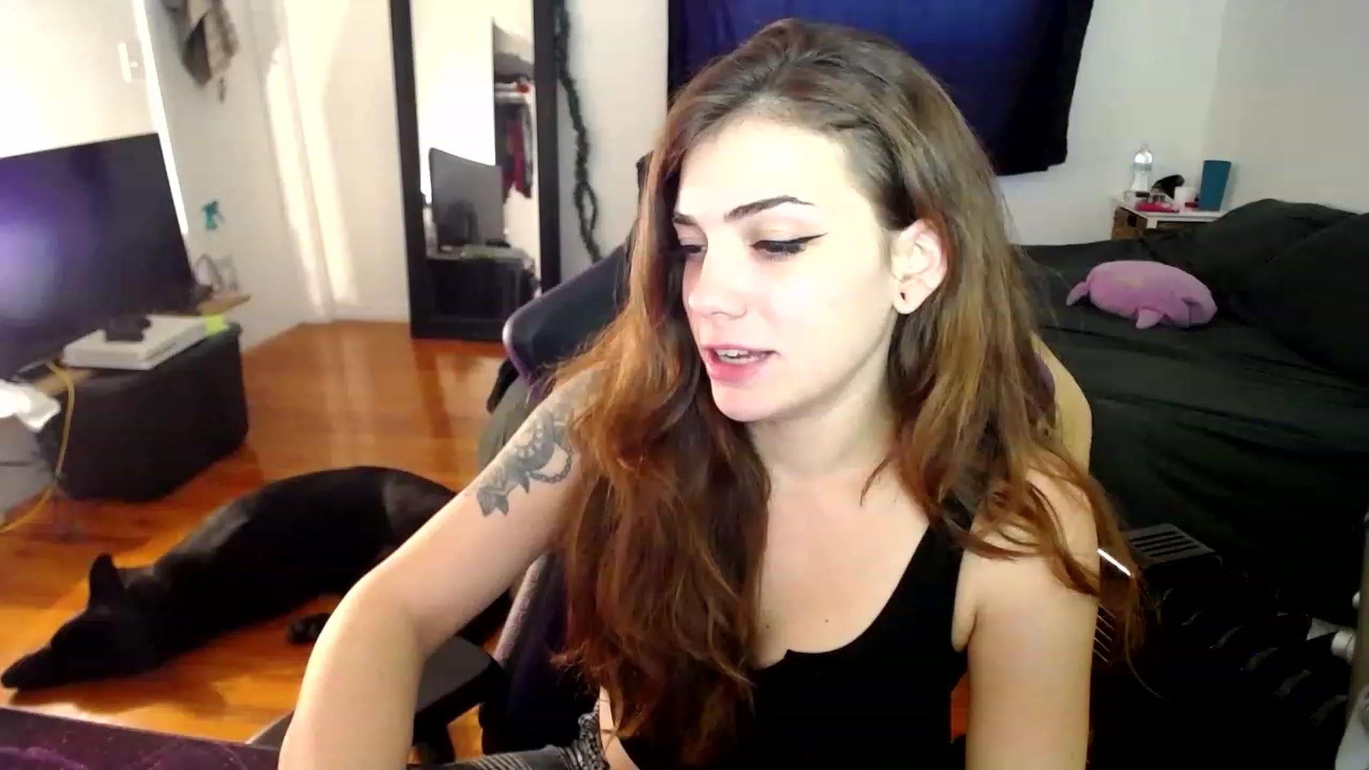 Gallery image thumbnail from BabyxKat's myfreecams stream on, 01/12/2023, 20:21 image 8 of 20