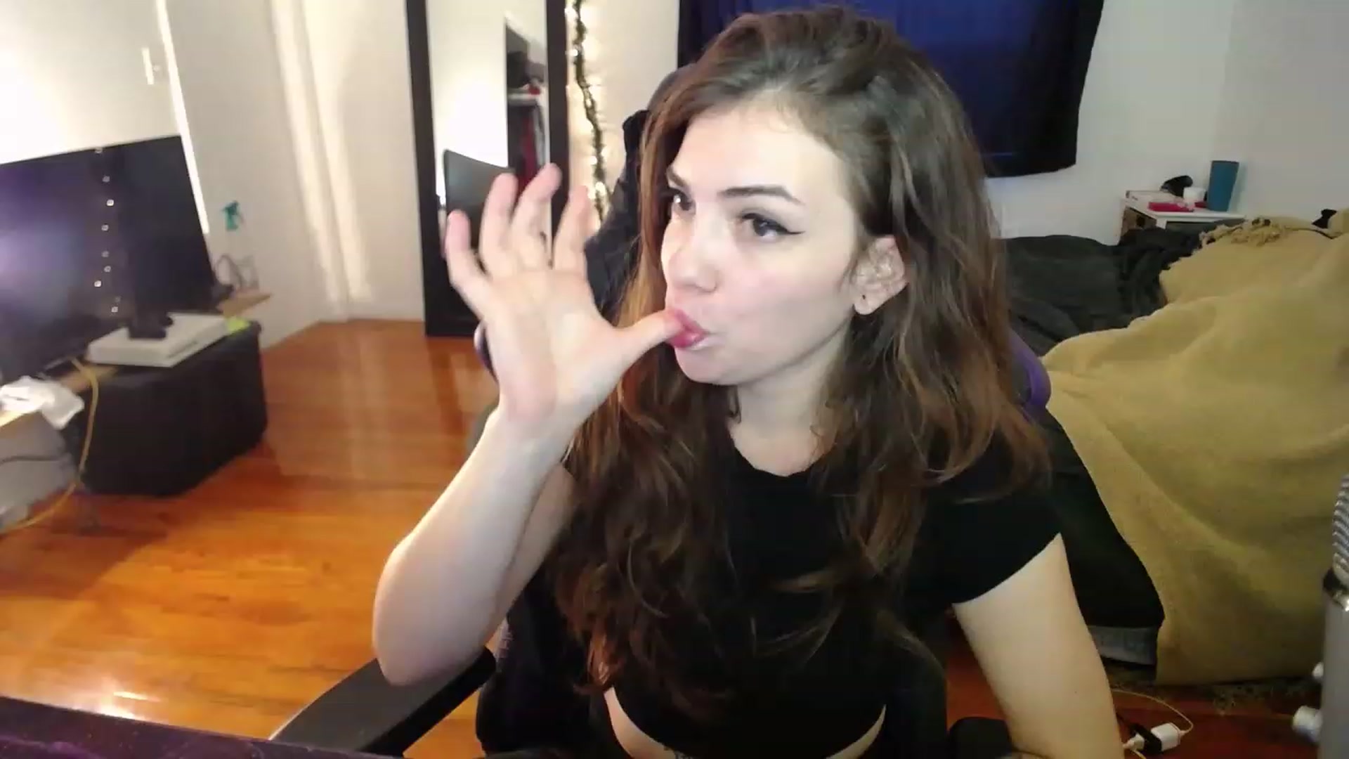 Gallery image thumbnail from BabyxKat's myfreecams stream on, 01/13/2023, 19:23 image 11 of 20