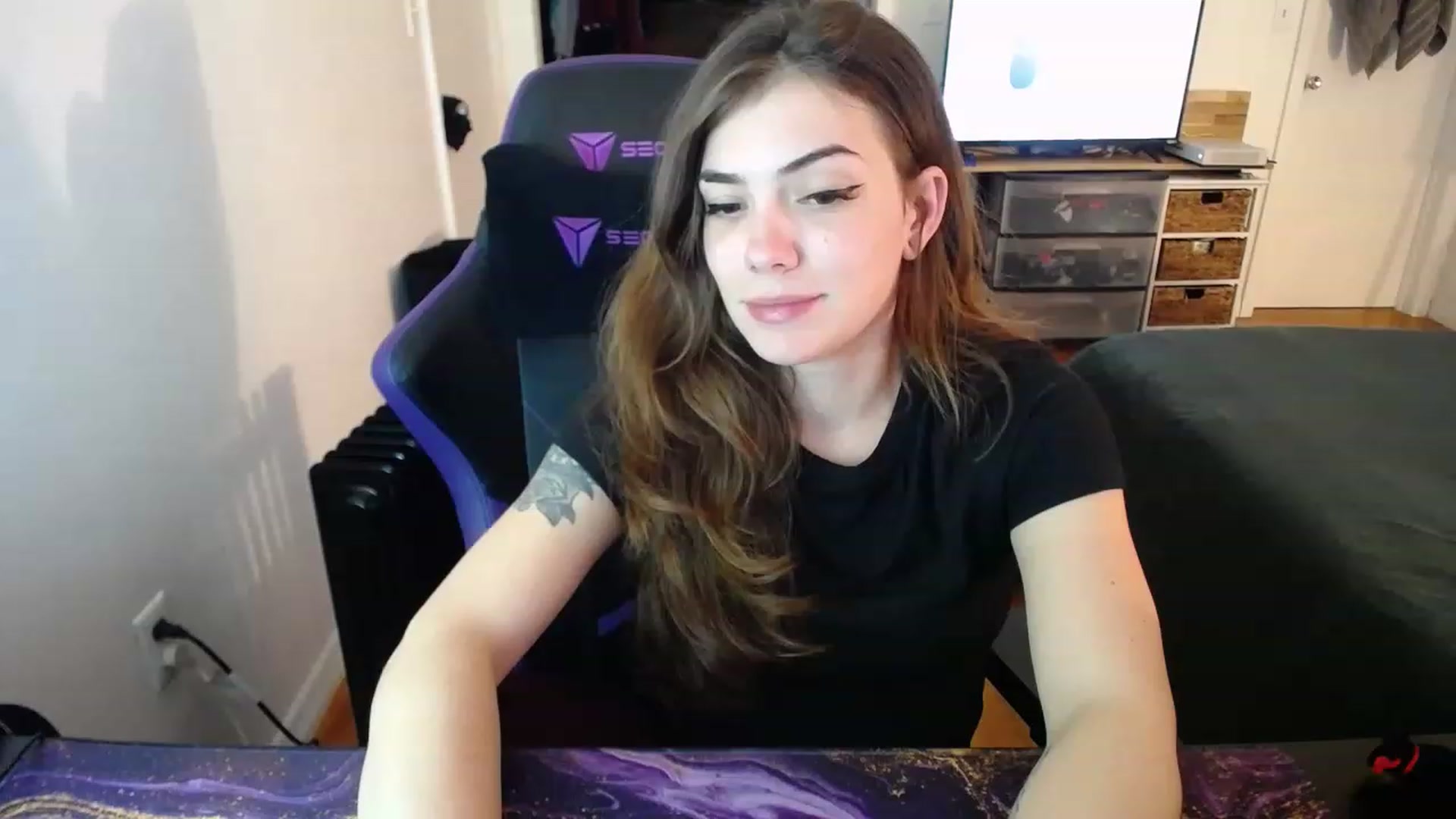 Gallery image thumbnail from BabyxKat's myfreecams stream on, 01/16/2023, 19:46 image 20 of 20