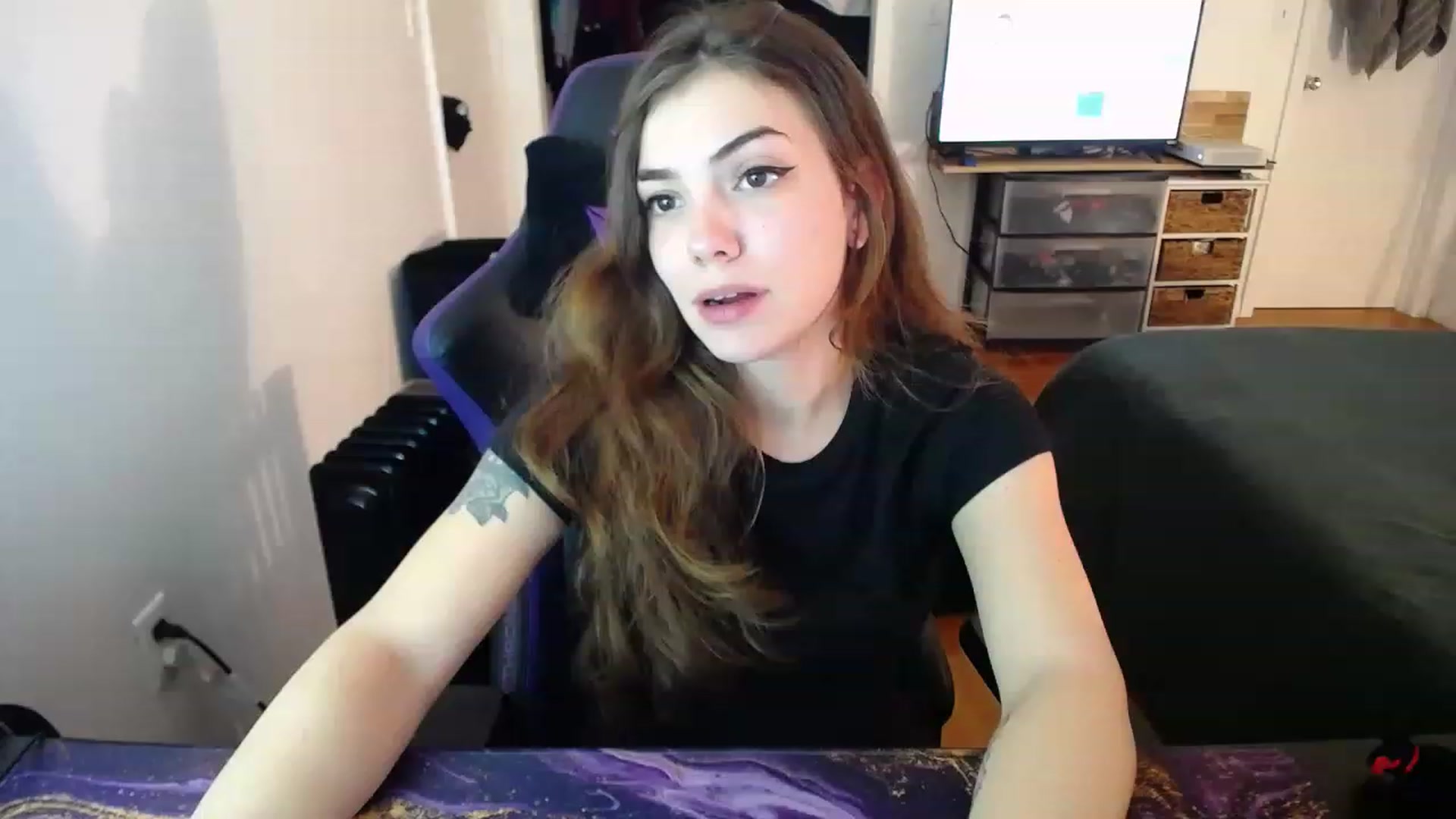 Gallery image thumbnail from BabyxKat's myfreecams stream on, 01/16/2023, 19:46 image 13 of 20
