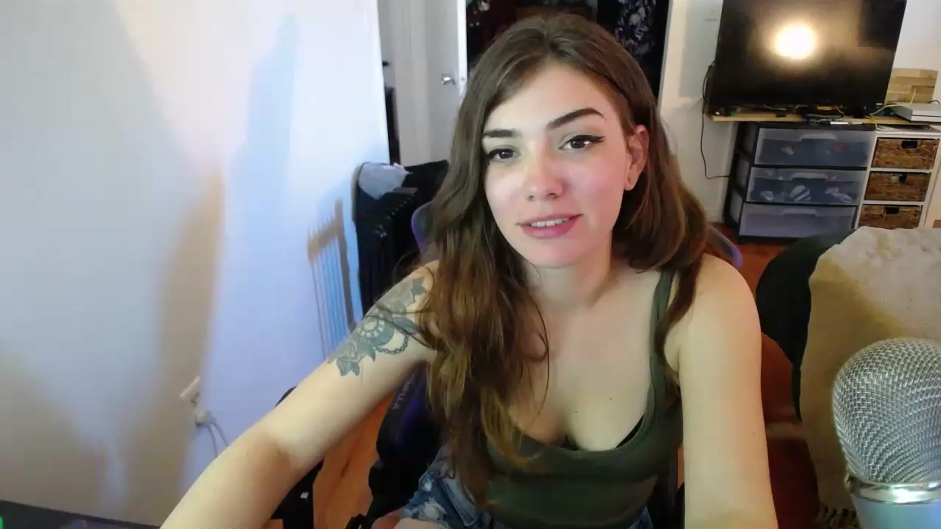 Gallery image thumbnail from BabyxKat's myfreecams stream on, 01/30/2023, 19:47 image 4 of 20