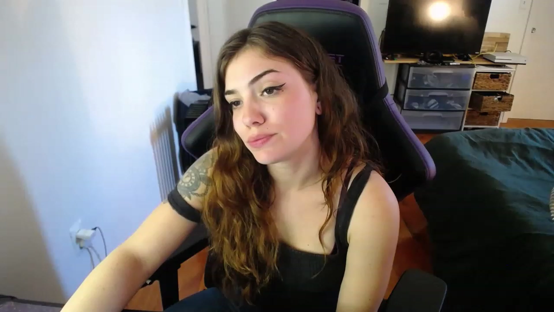 Gallery image thumbnail from BabyxKat's myfreecams stream on, 01/31/2023, 18:43 image 2 of 20