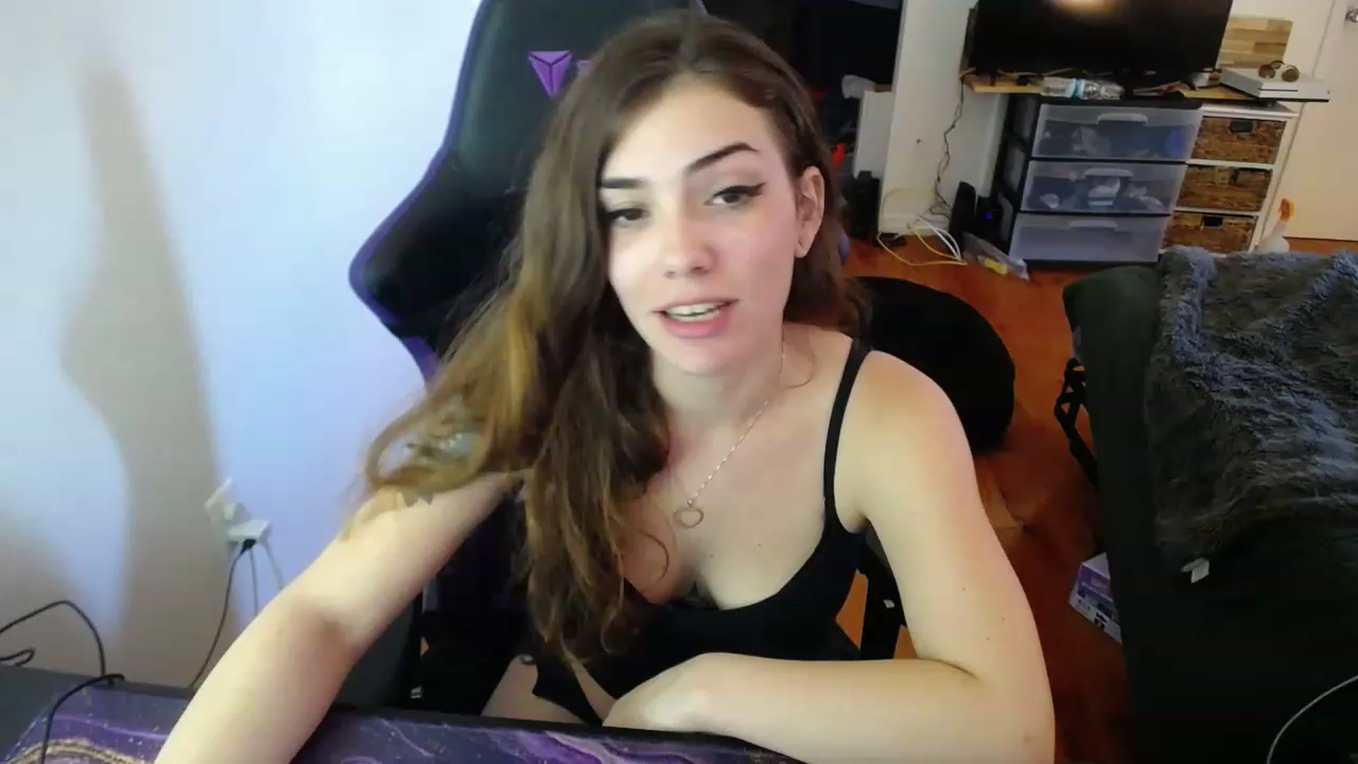 Gallery image thumbnail from BabyxKat's myfreecams stream on, 02/02/2023, 19:16 image 3 of 20