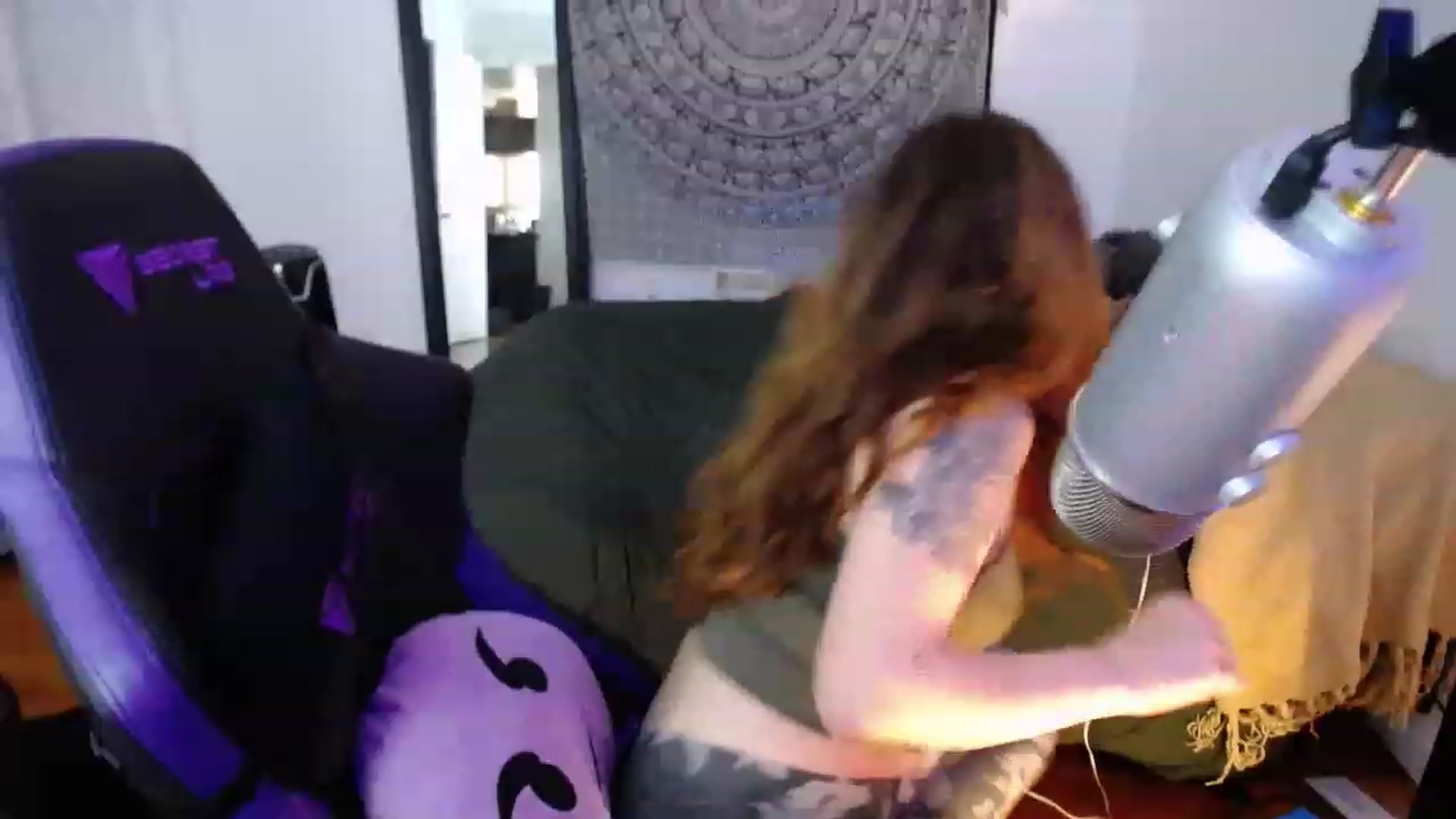 Gallery image thumbnail from BabyxKat's myfreecams stream on, 02/06/2023, 19:18 image 19 of 20