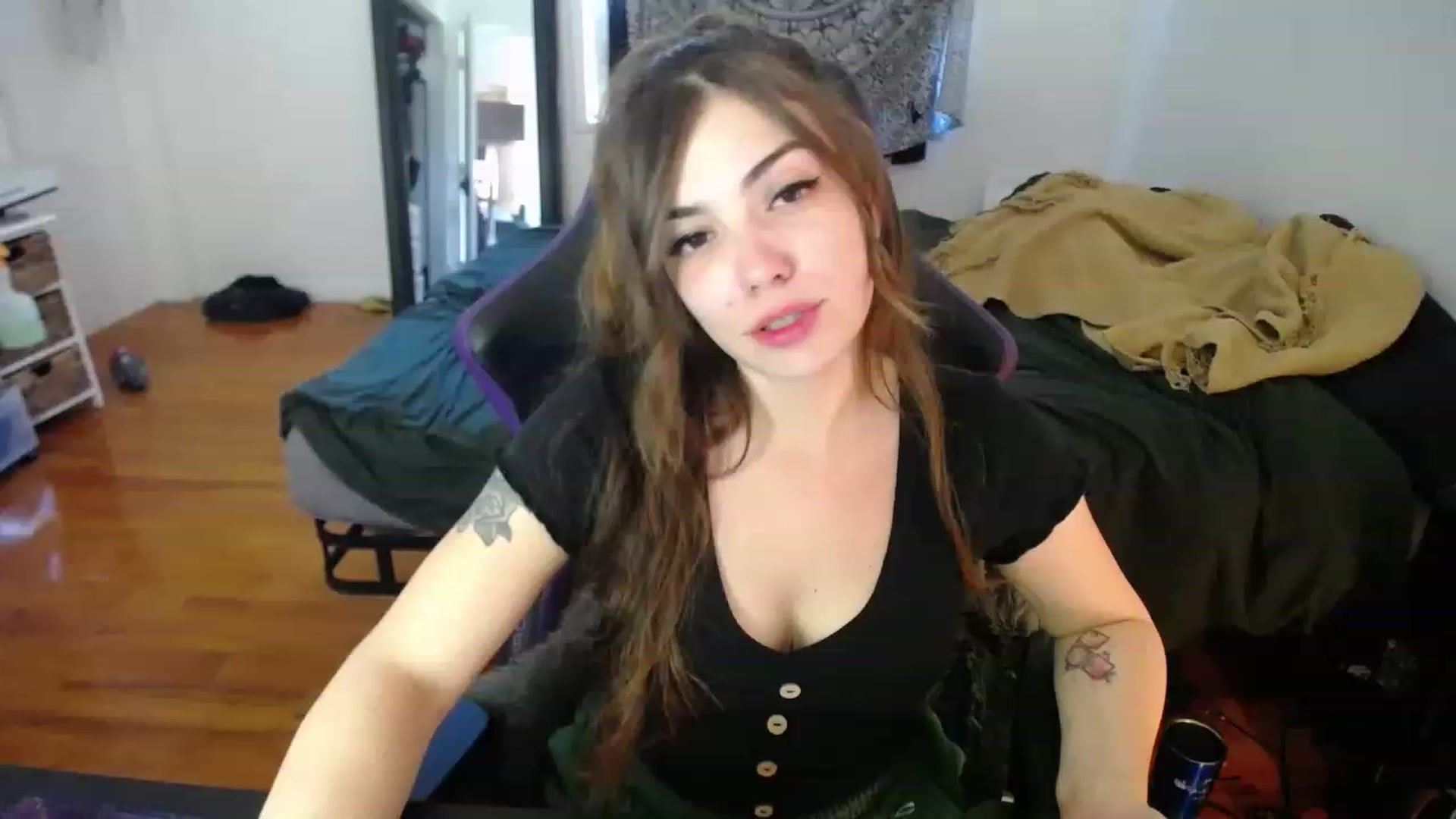 Gallery image thumbnail from BabyxKat's myfreecams stream on, 02/28/2023, 19:08 image 2 of 20