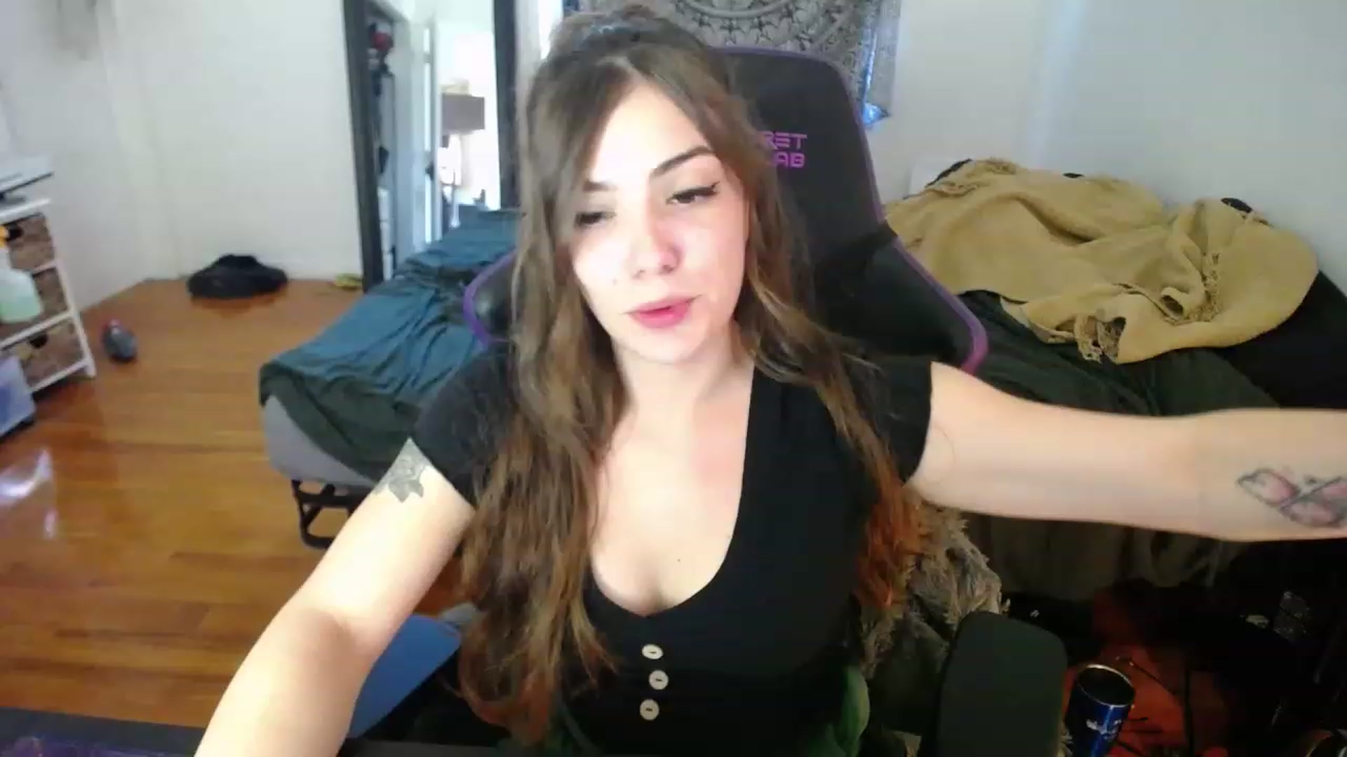 Gallery image thumbnail from BabyxKat's myfreecams stream on, 02/28/2023, 19:08 image 11 of 20