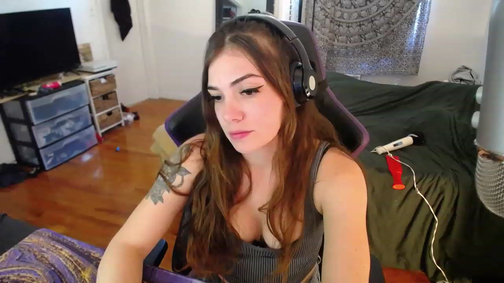Gallery image thumbnail from BabyxKat's myfreecams stream on, 03/20/2023, 18:16 image 13 of 20