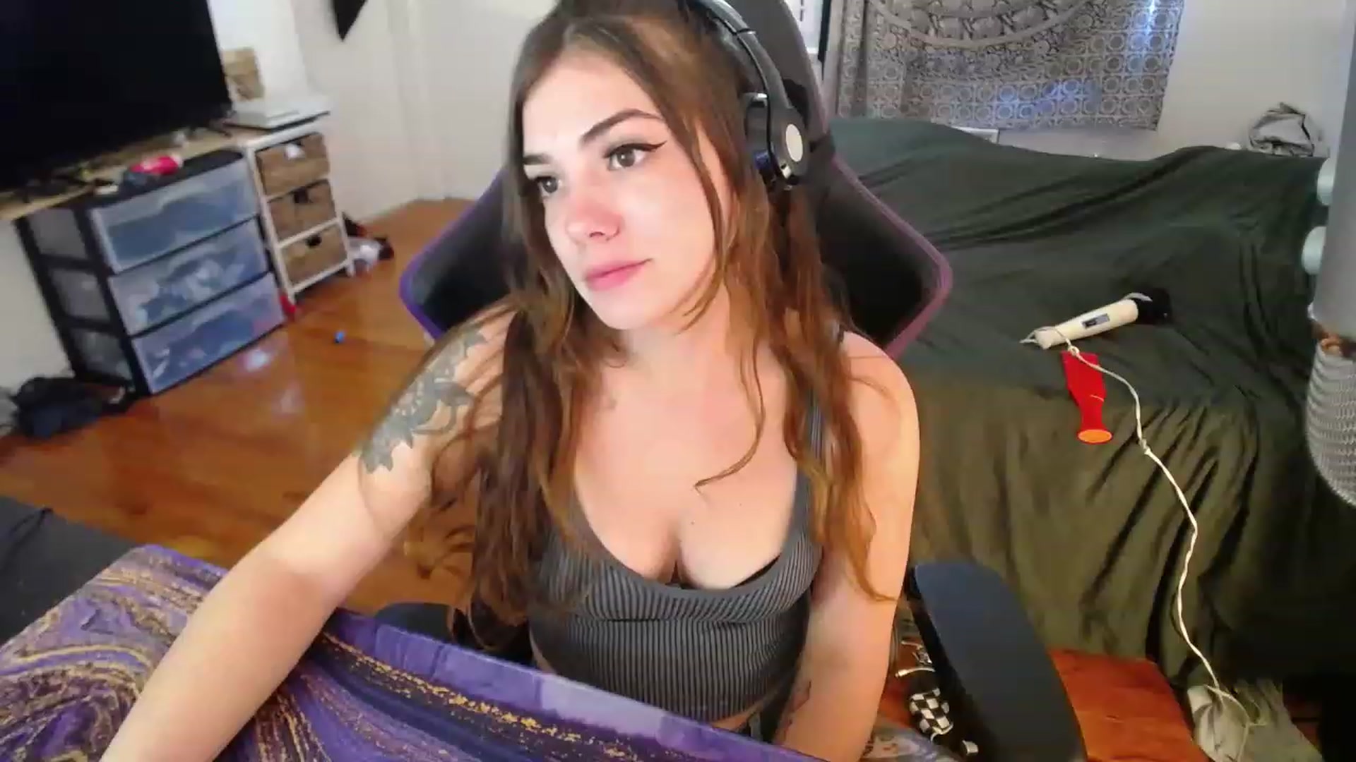 Gallery image thumbnail from BabyxKat's myfreecams stream on, 03/20/2023, 18:16 image 9 of 20