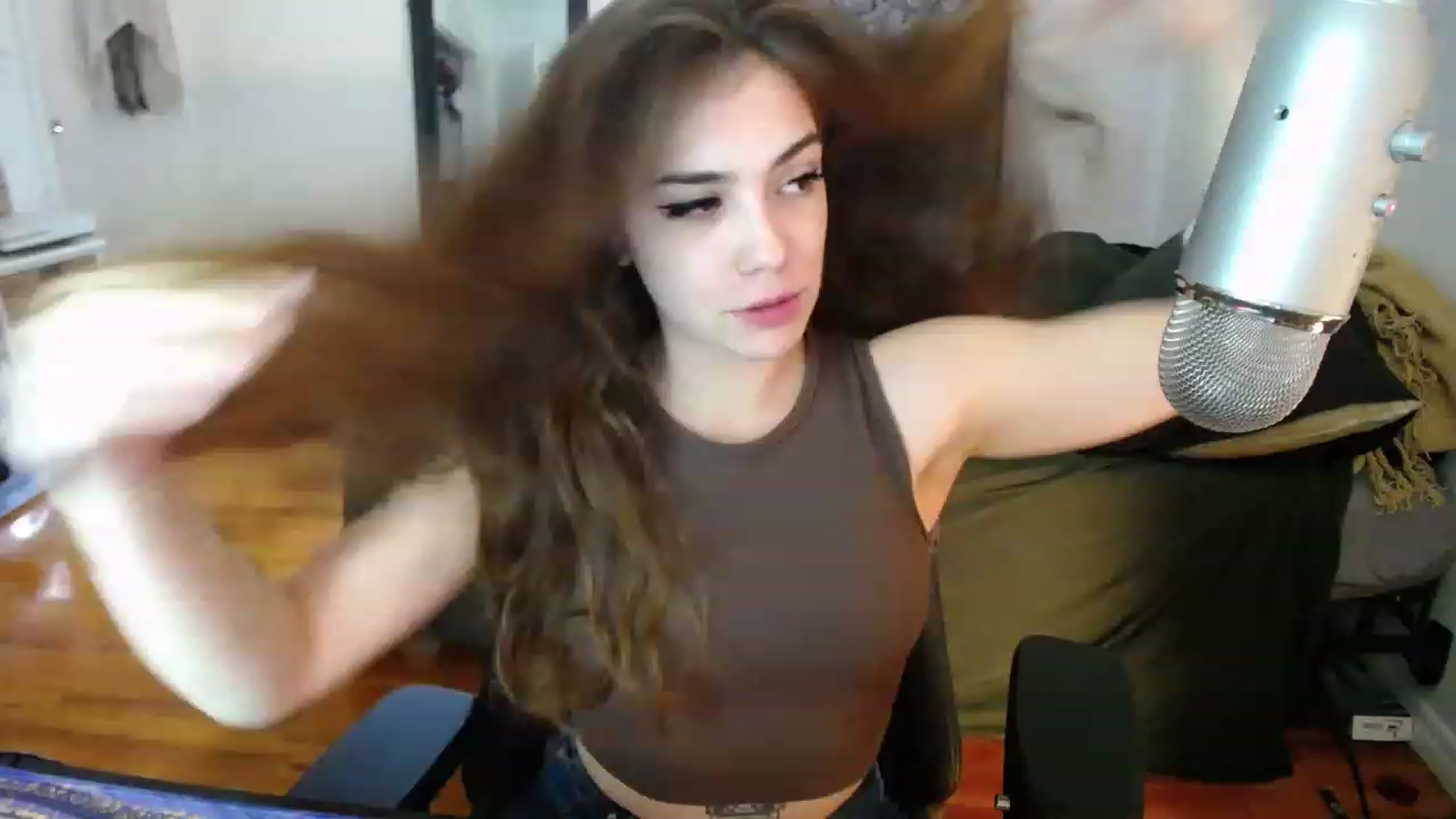 Gallery image thumbnail from BabyxKat's myfreecams stream on, 03/28/2023, 17:35 image 8 of 20