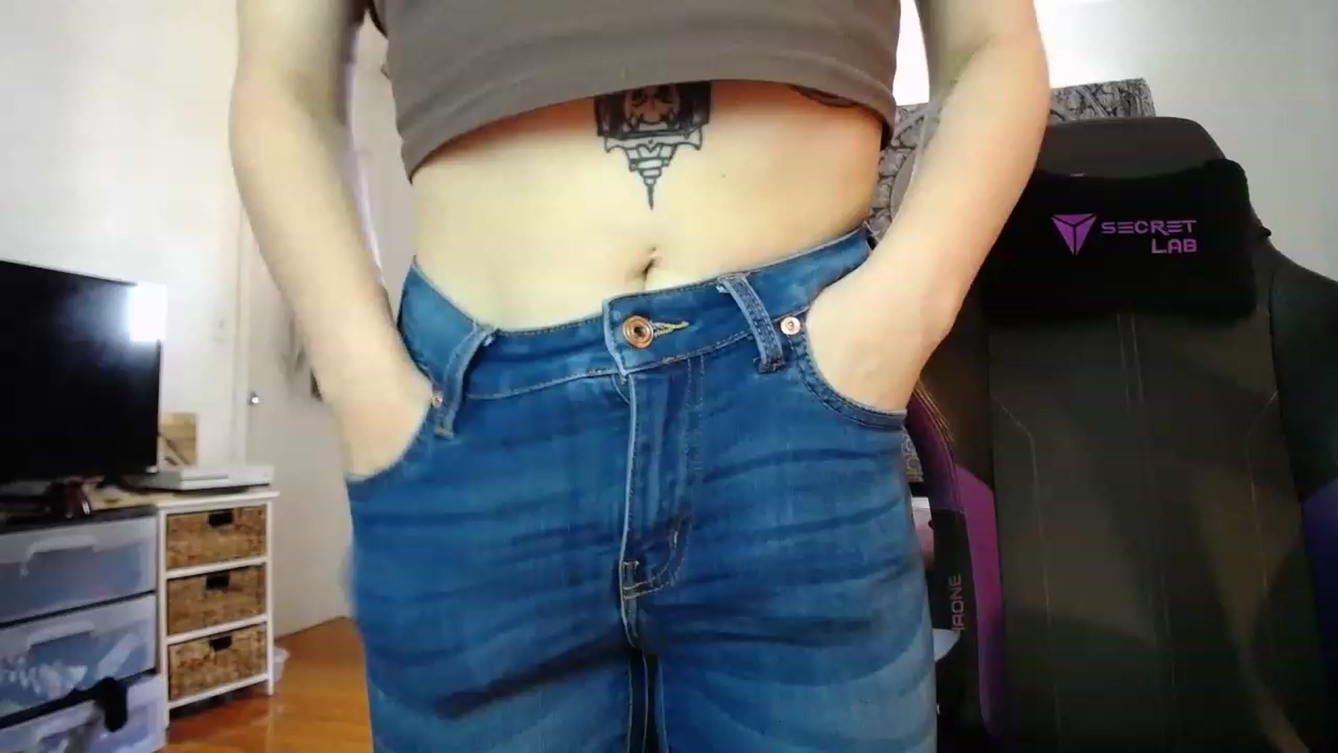Gallery image thumbnail from BabyxKat's myfreecams stream on, 03/28/2023, 17:35 image 2 of 20