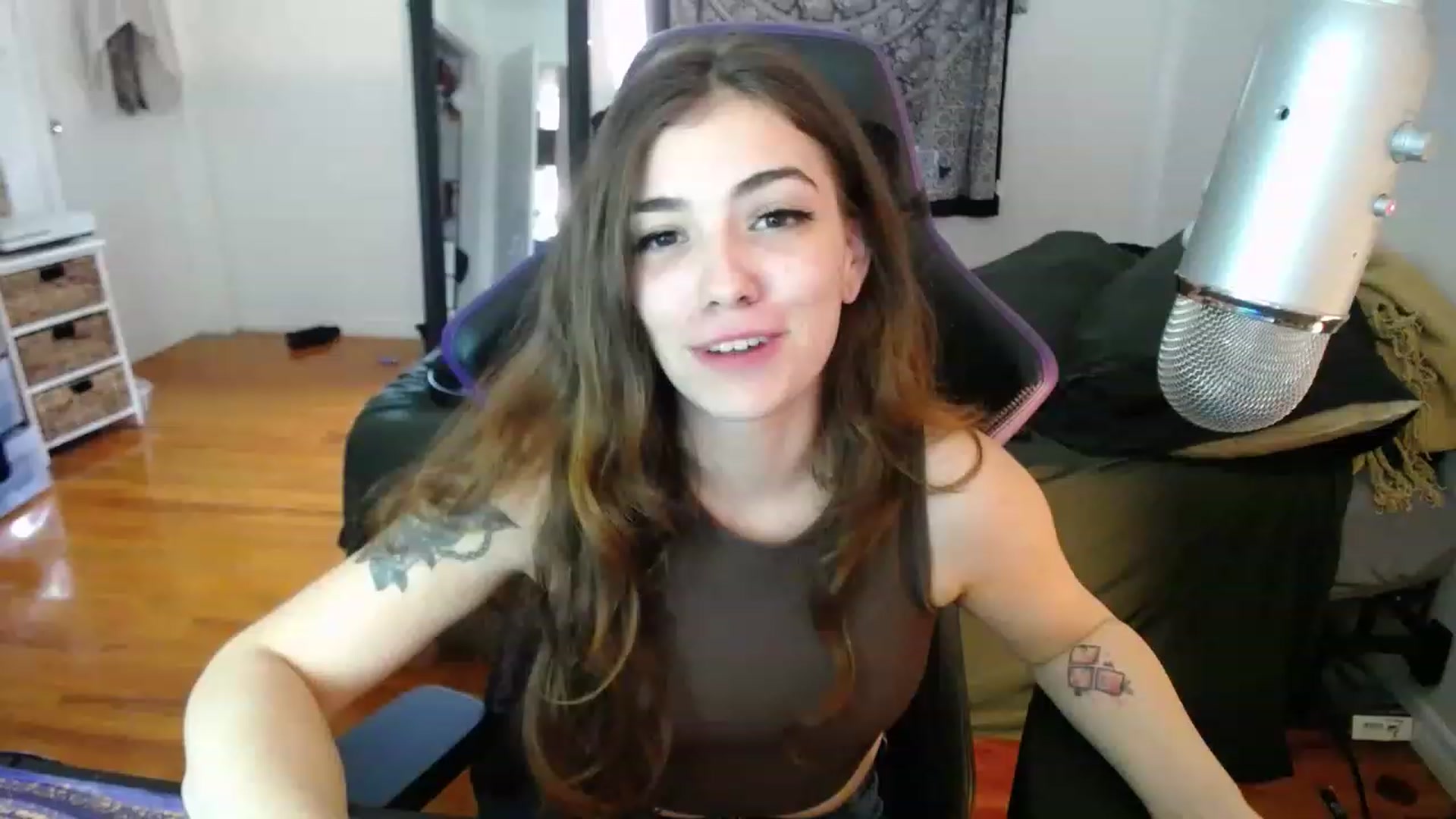 Gallery image thumbnail from BabyxKat's myfreecams stream on, 03/28/2023, 17:35 image 19 of 20