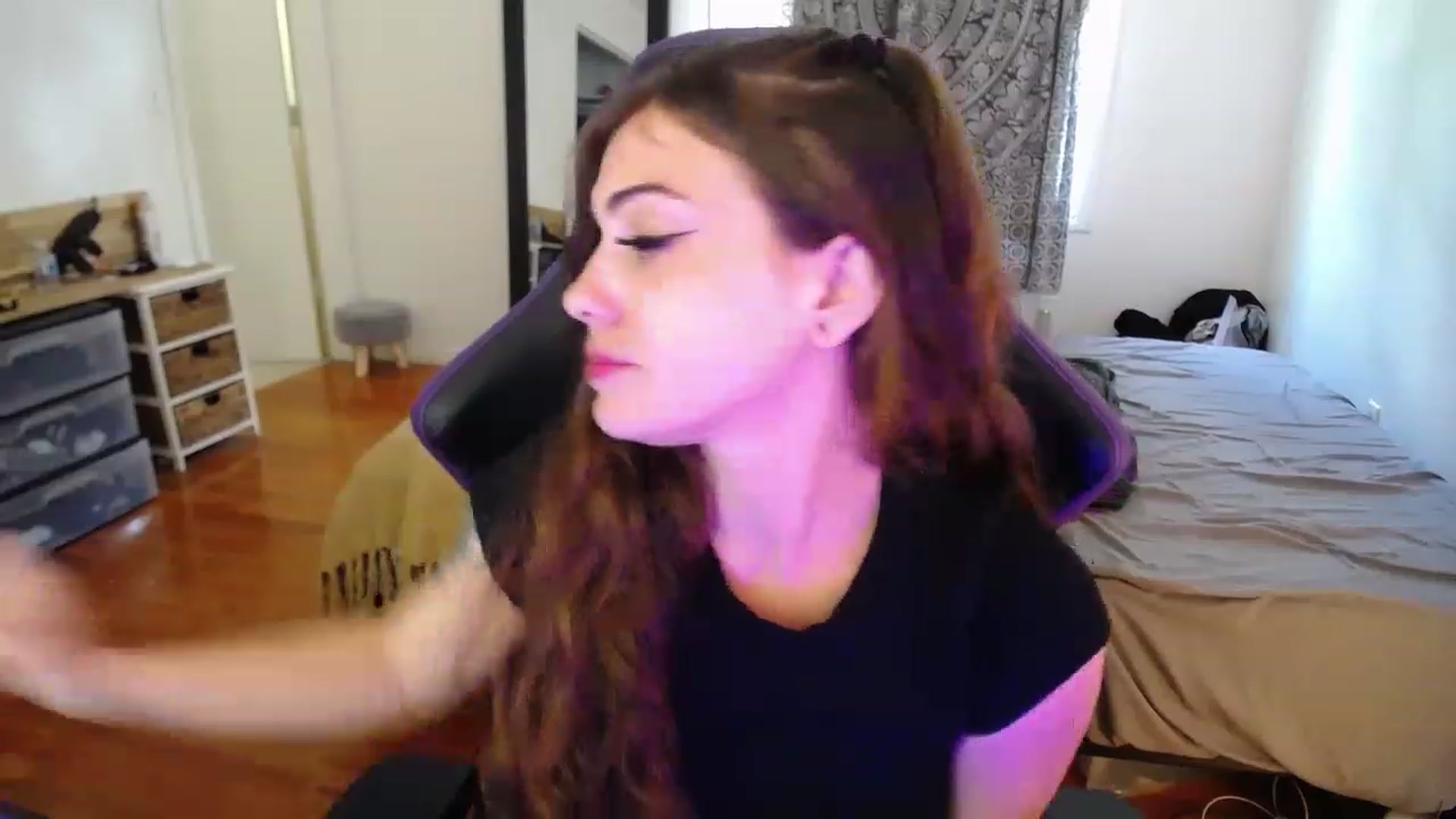 Gallery image thumbnail from BabyxKat's myfreecams stream on, 04/25/2023, 16:50 image 9 of 20