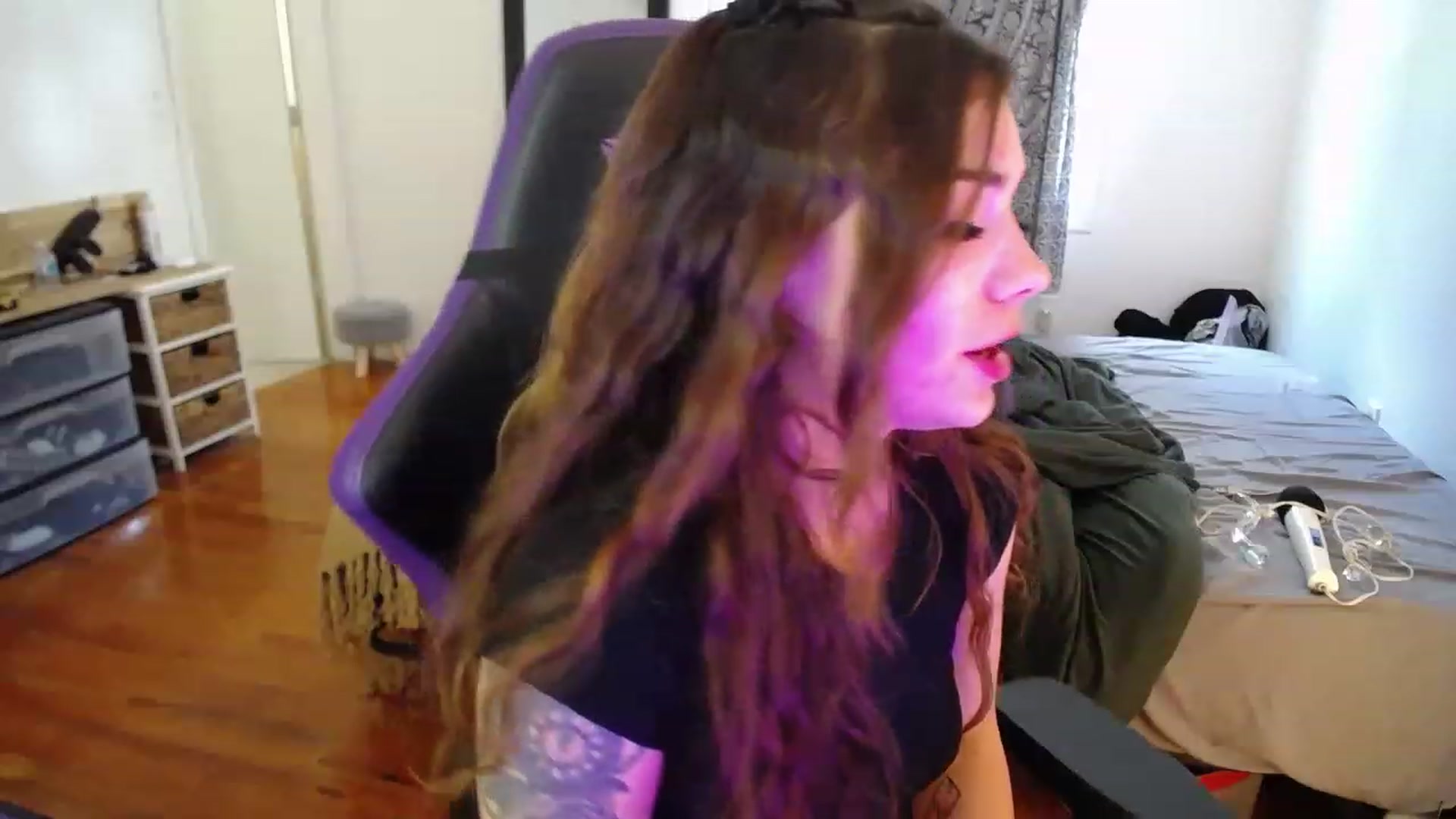 Gallery image thumbnail from BabyxKat's myfreecams stream on, 04/25/2023, 16:50 image 15 of 20