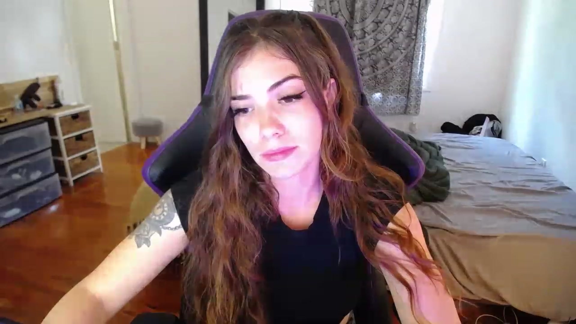 Gallery image thumbnail from BabyxKat's myfreecams stream on, 04/25/2023, 16:50 image 7 of 20