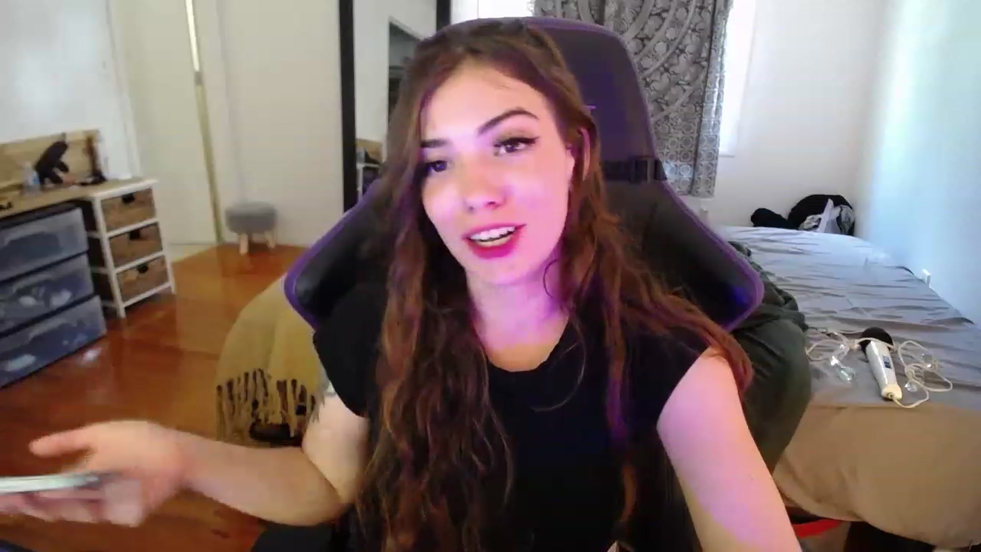 Gallery image thumbnail from BabyxKat's myfreecams stream on, 04/25/2023, 16:50 image 14 of 20