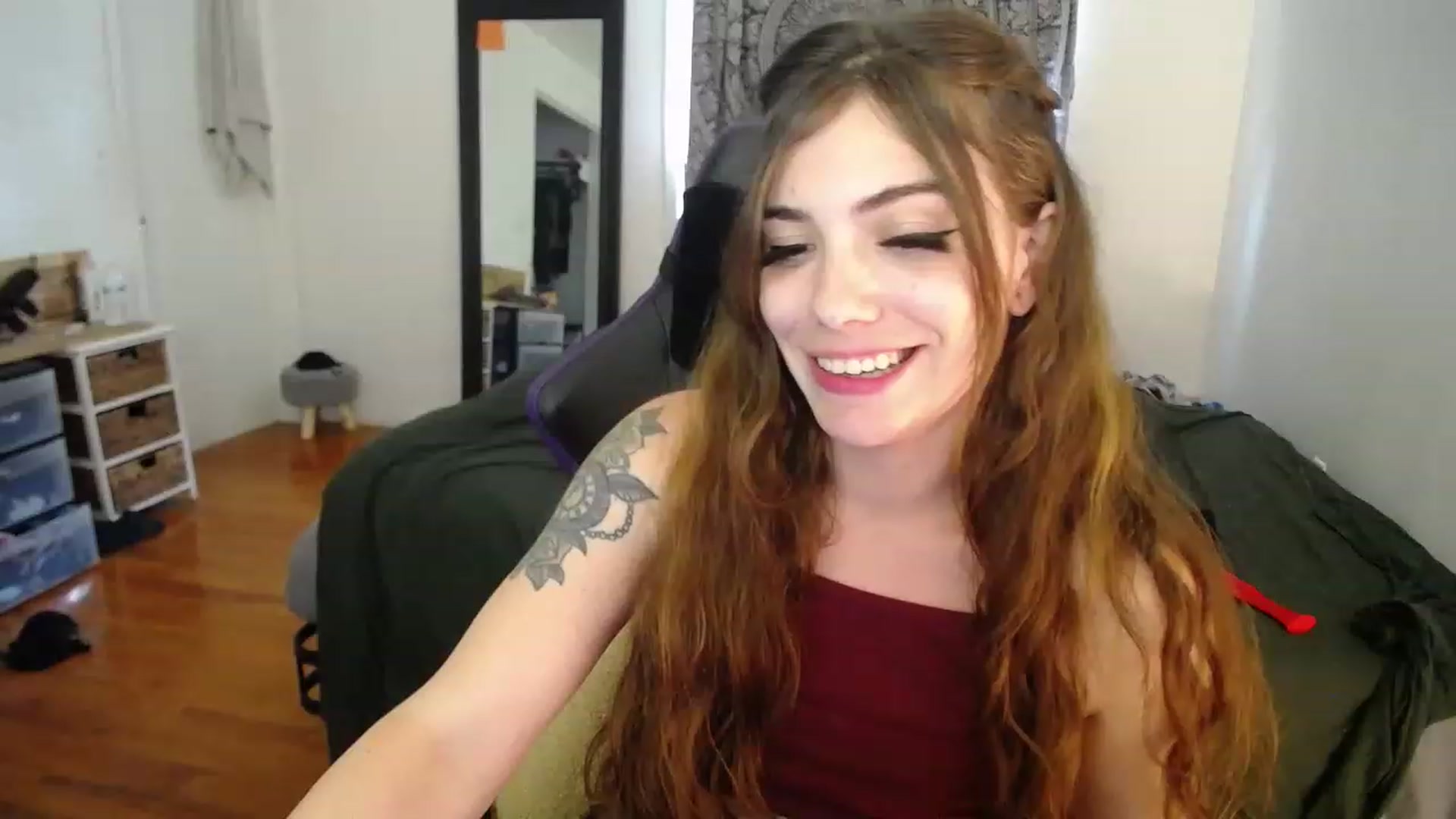 Gallery image thumbnail from BabyxKat's myfreecams stream on, 04/28/2023, 21:46 image 3 of 20