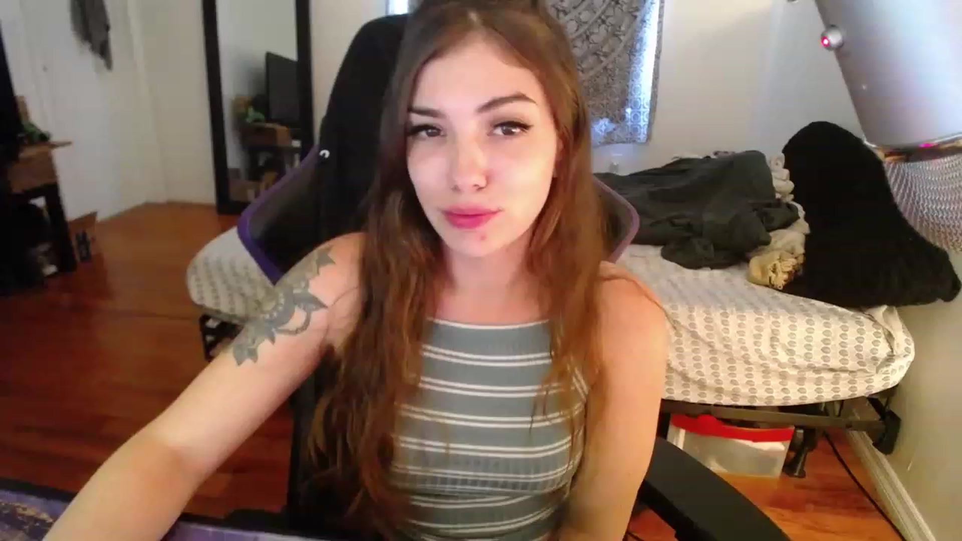 Gallery image thumbnail from BabyxKat's myfreecams stream on, 05/03/2023, 18:29 image 11 of 20