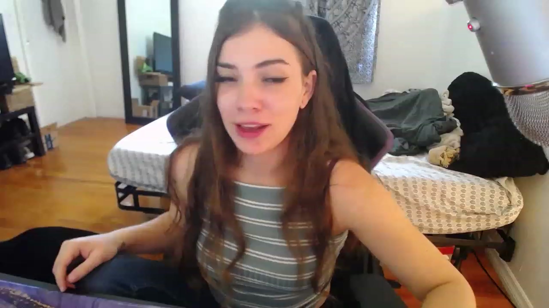 Gallery image thumbnail from BabyxKat's myfreecams stream on, 05/03/2023, 18:29 image 17 of 20