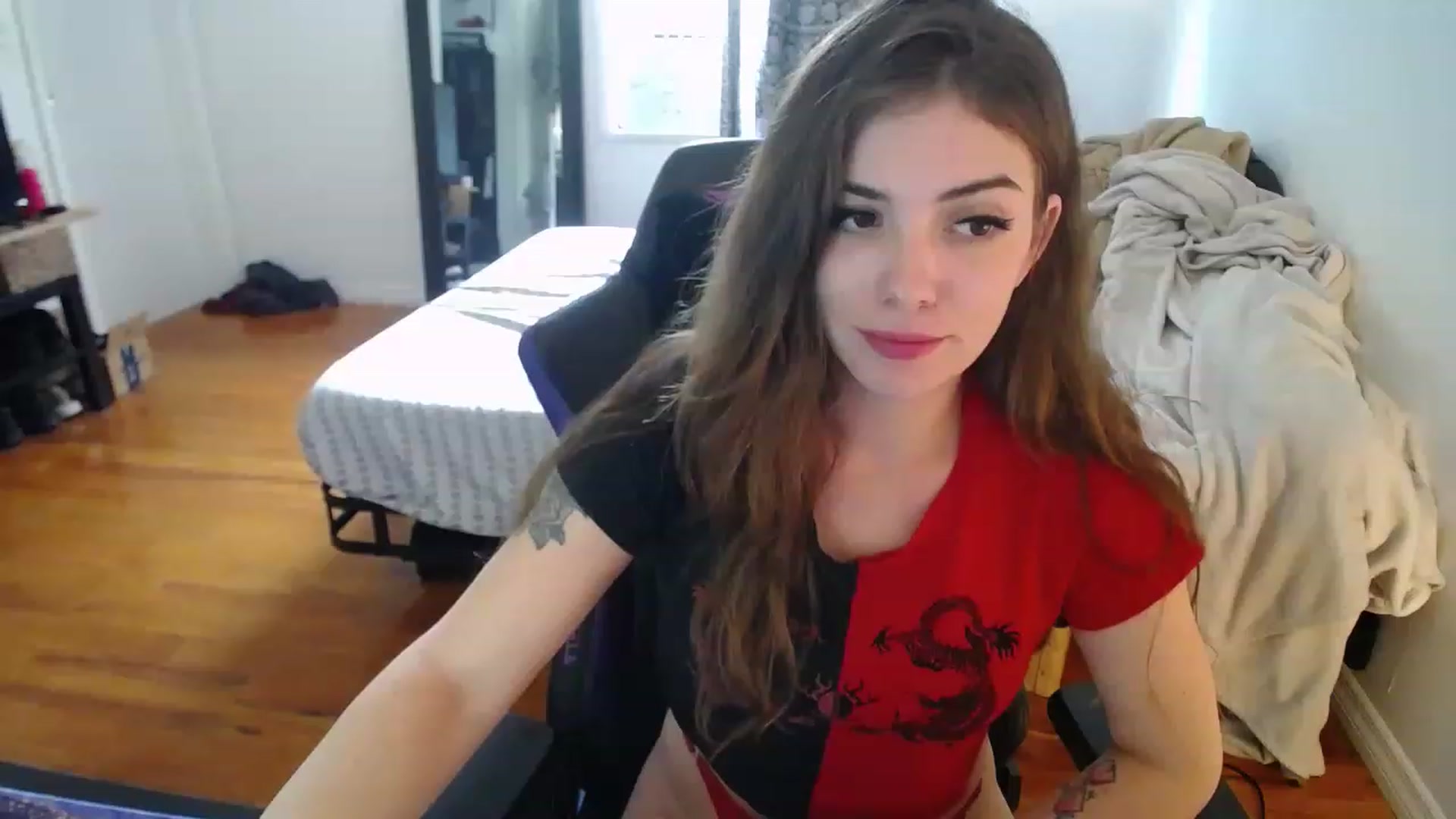 Gallery image thumbnail from BabyxKat's myfreecams stream on, 05/09/2023, 19:33 image 17 of 20
