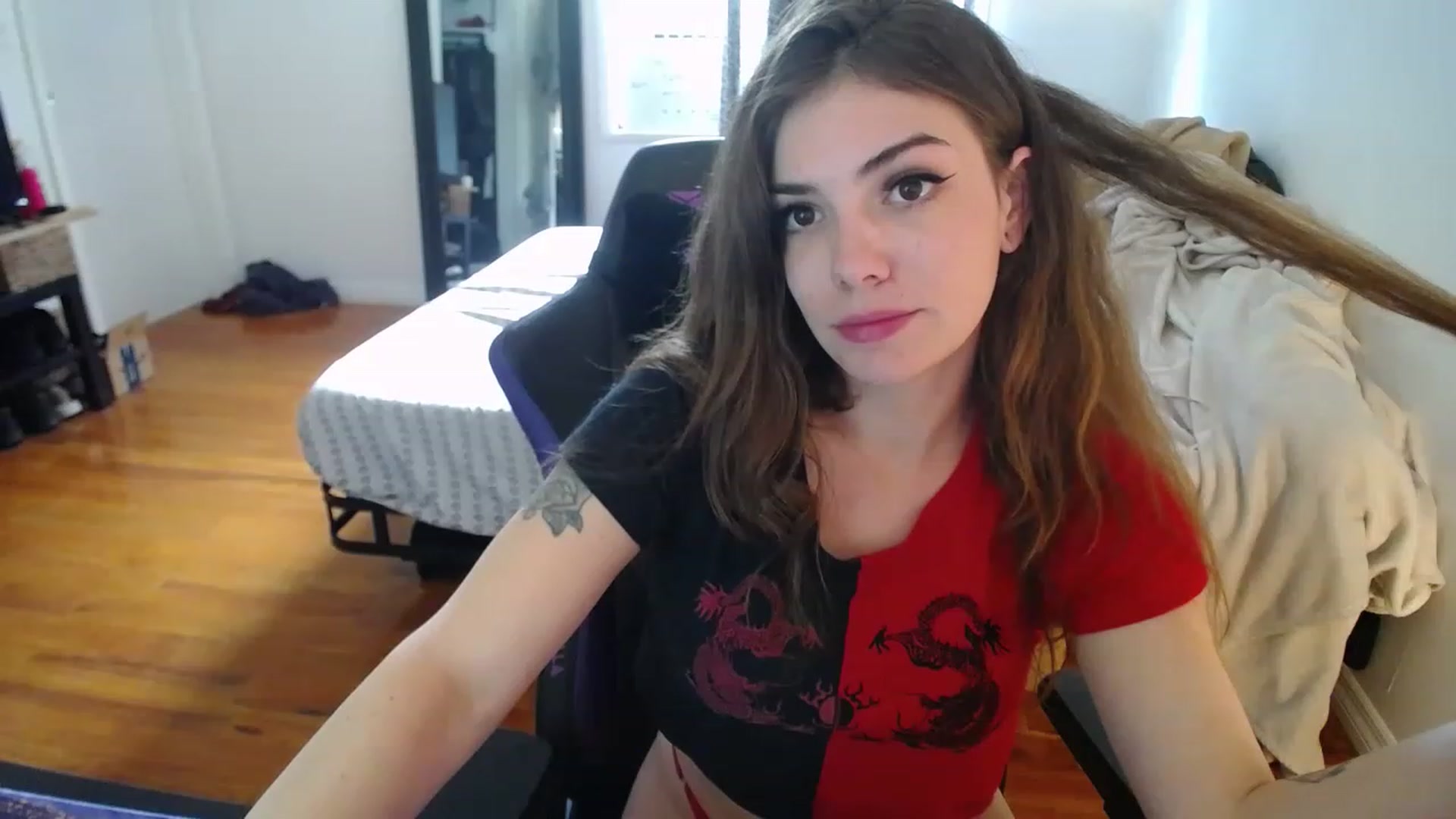 Gallery image thumbnail from BabyxKat's myfreecams stream on, 05/09/2023, 19:33 image 7 of 20