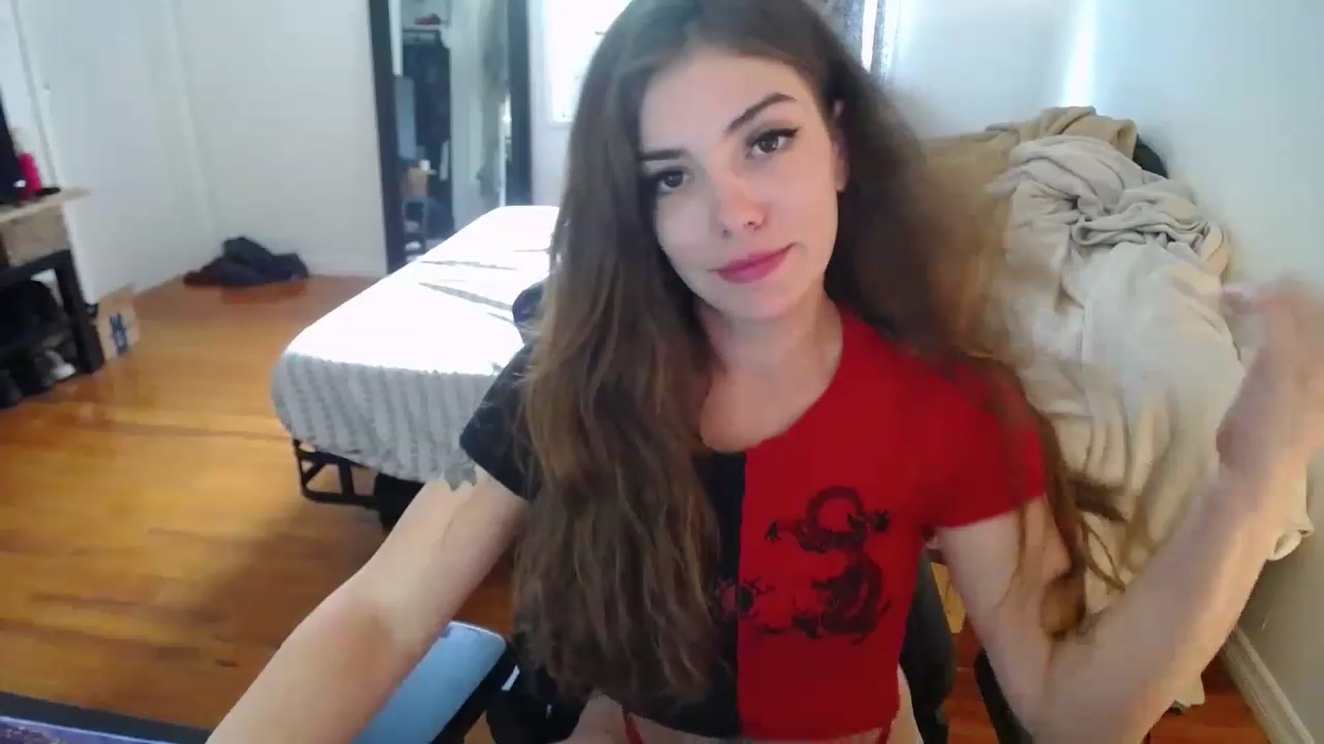 Gallery image thumbnail from BabyxKat's myfreecams stream on, 05/09/2023, 19:33 image 2 of 20