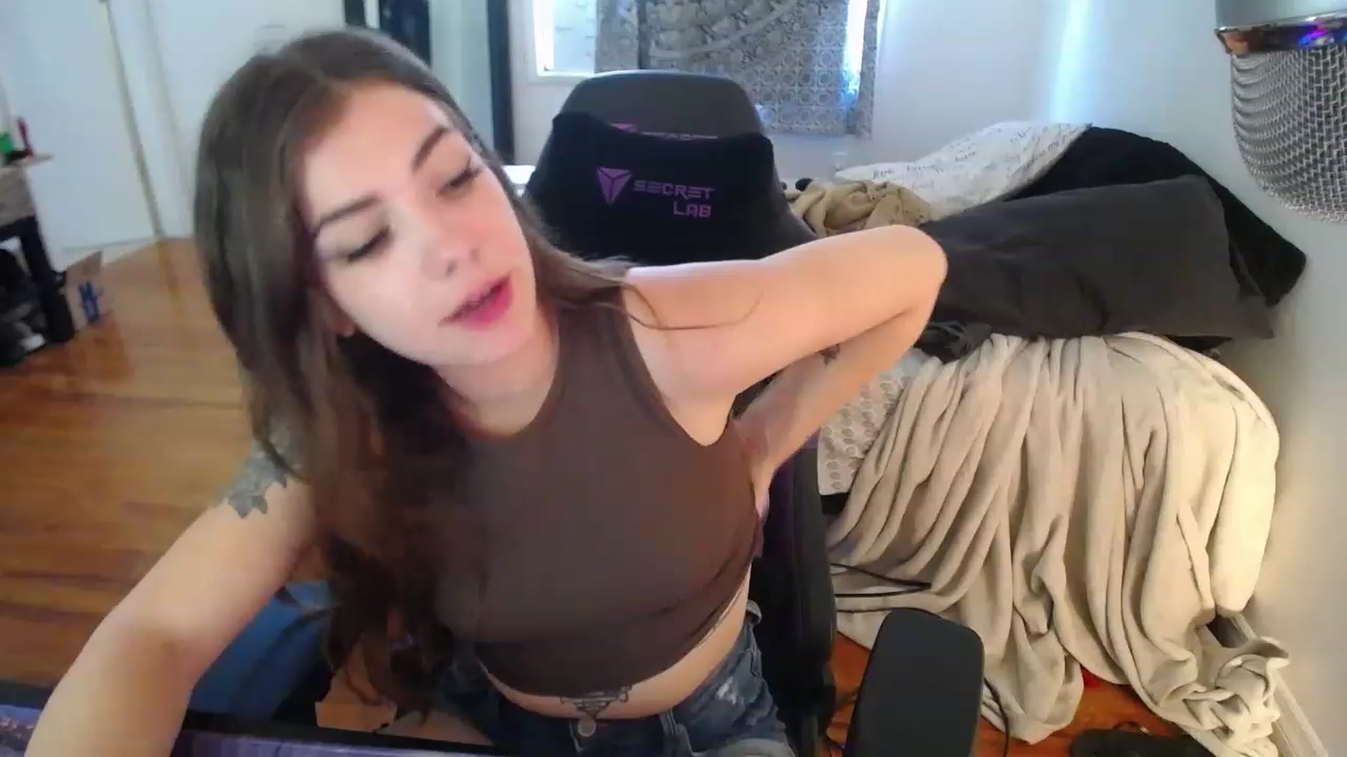 Gallery image thumbnail from BabyxKat's myfreecams stream on, 05/10/2023, 18:54 image 5 of 20