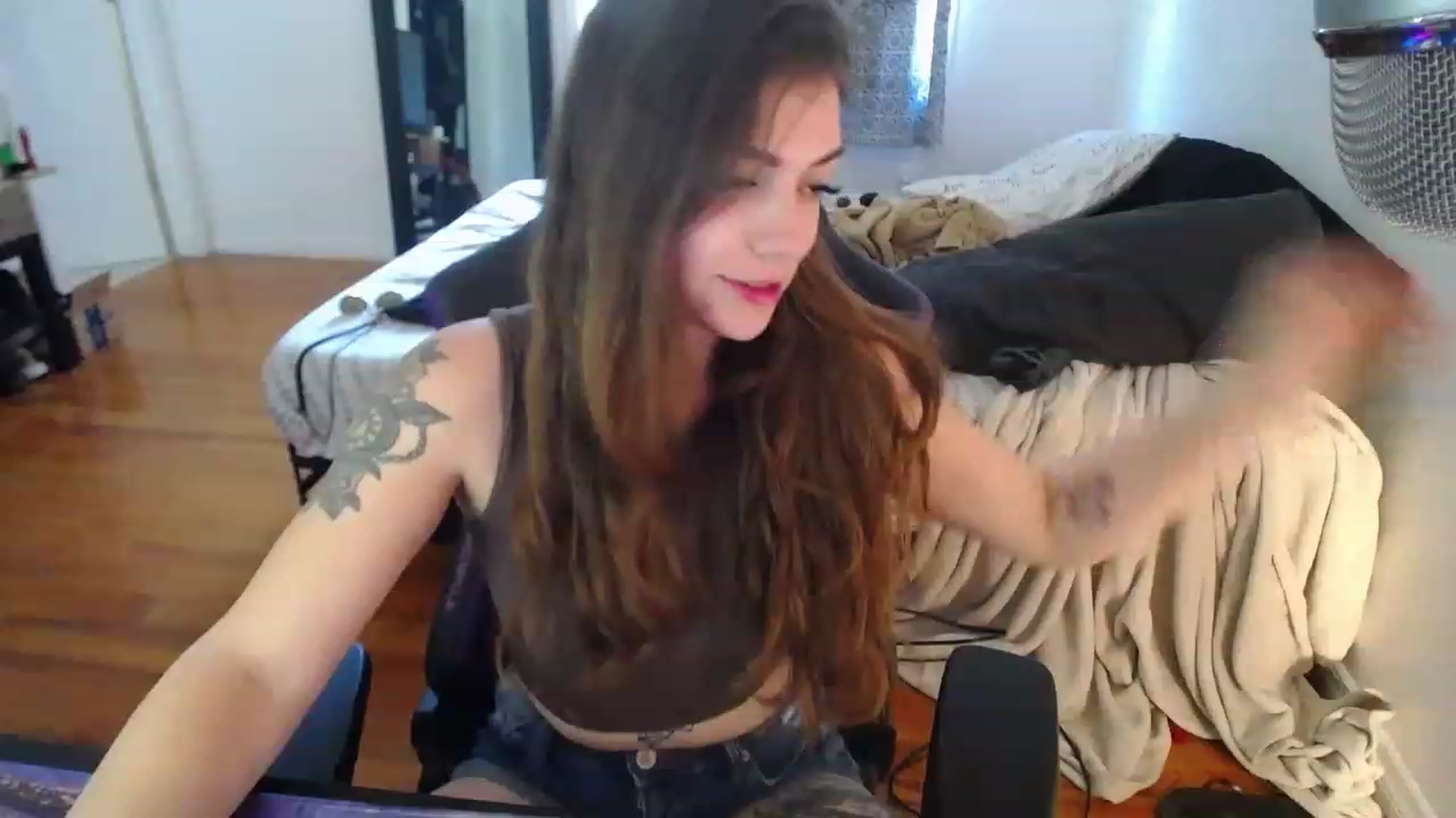 Gallery image thumbnail from BabyxKat's myfreecams stream on, 05/10/2023, 18:54 image 3 of 20