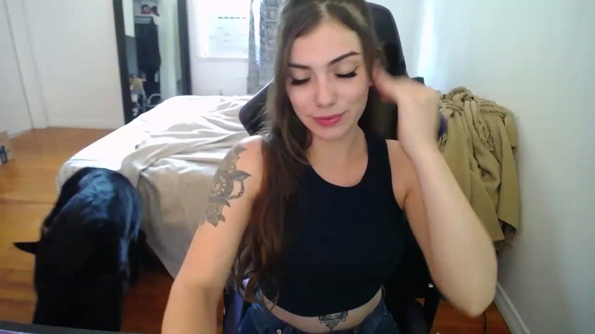Gallery image thumbnail from BabyxKat's myfreecams stream on, 05/11/2023, 19:26 image 11 of 20