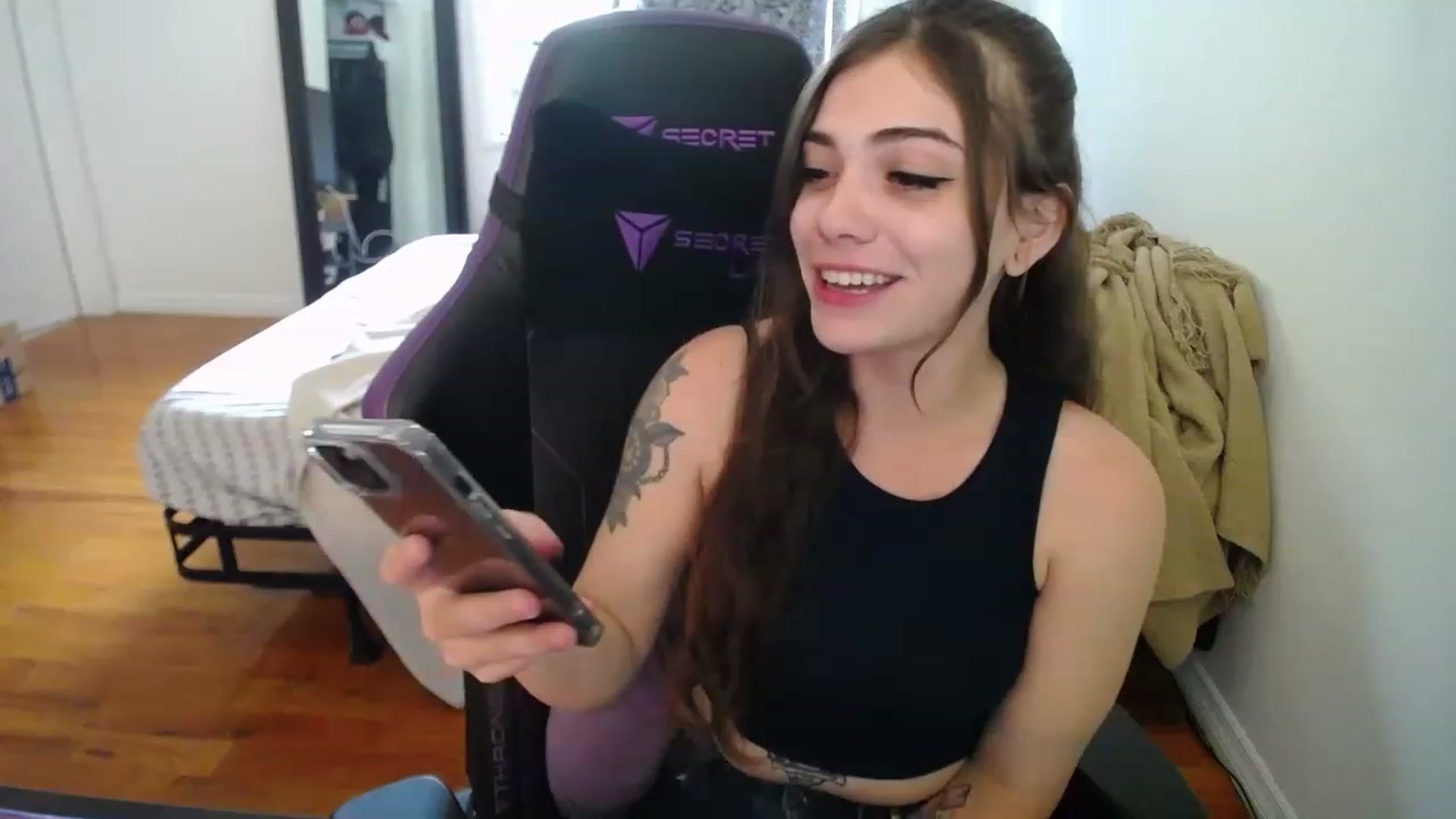 Gallery image thumbnail from BabyxKat's myfreecams stream on, 05/11/2023, 19:26 image 10 of 20