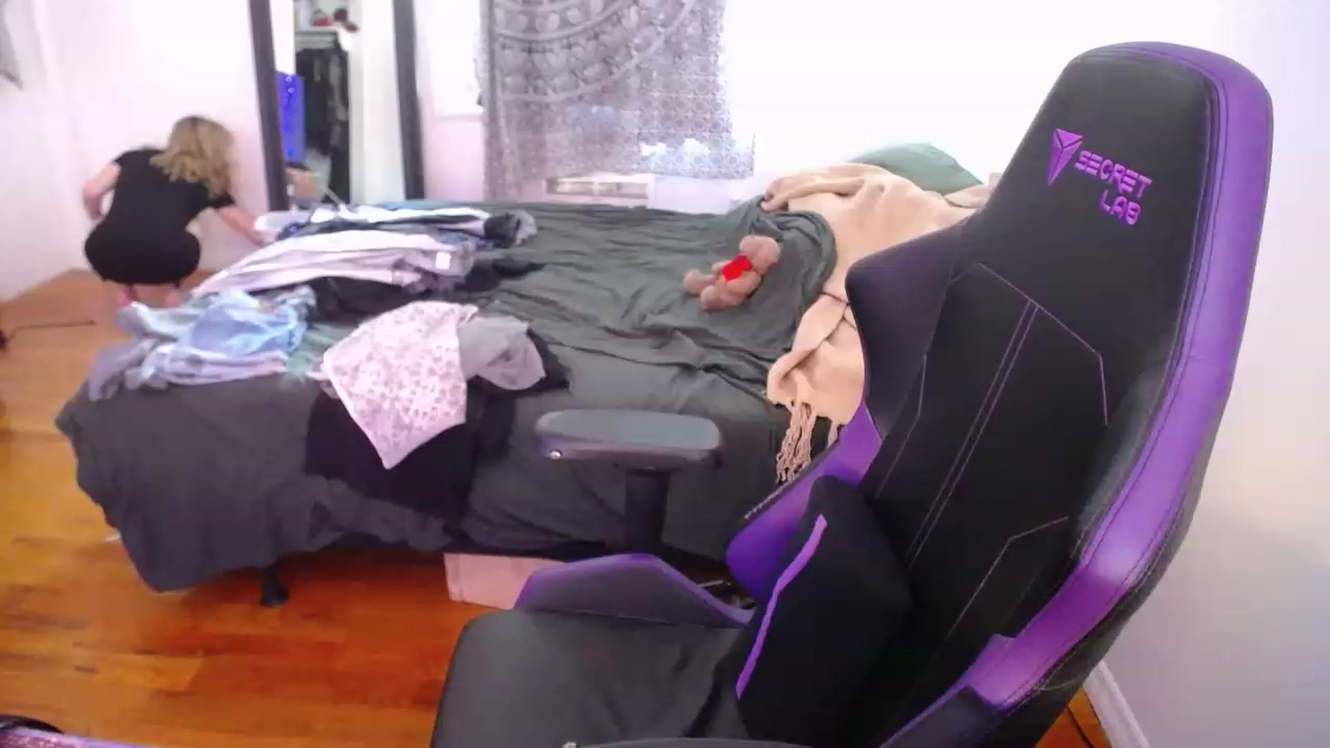 Gallery image thumbnail from BabyxKat's myfreecams stream on, 06/01/2023, 19:01 image 20 of 20
