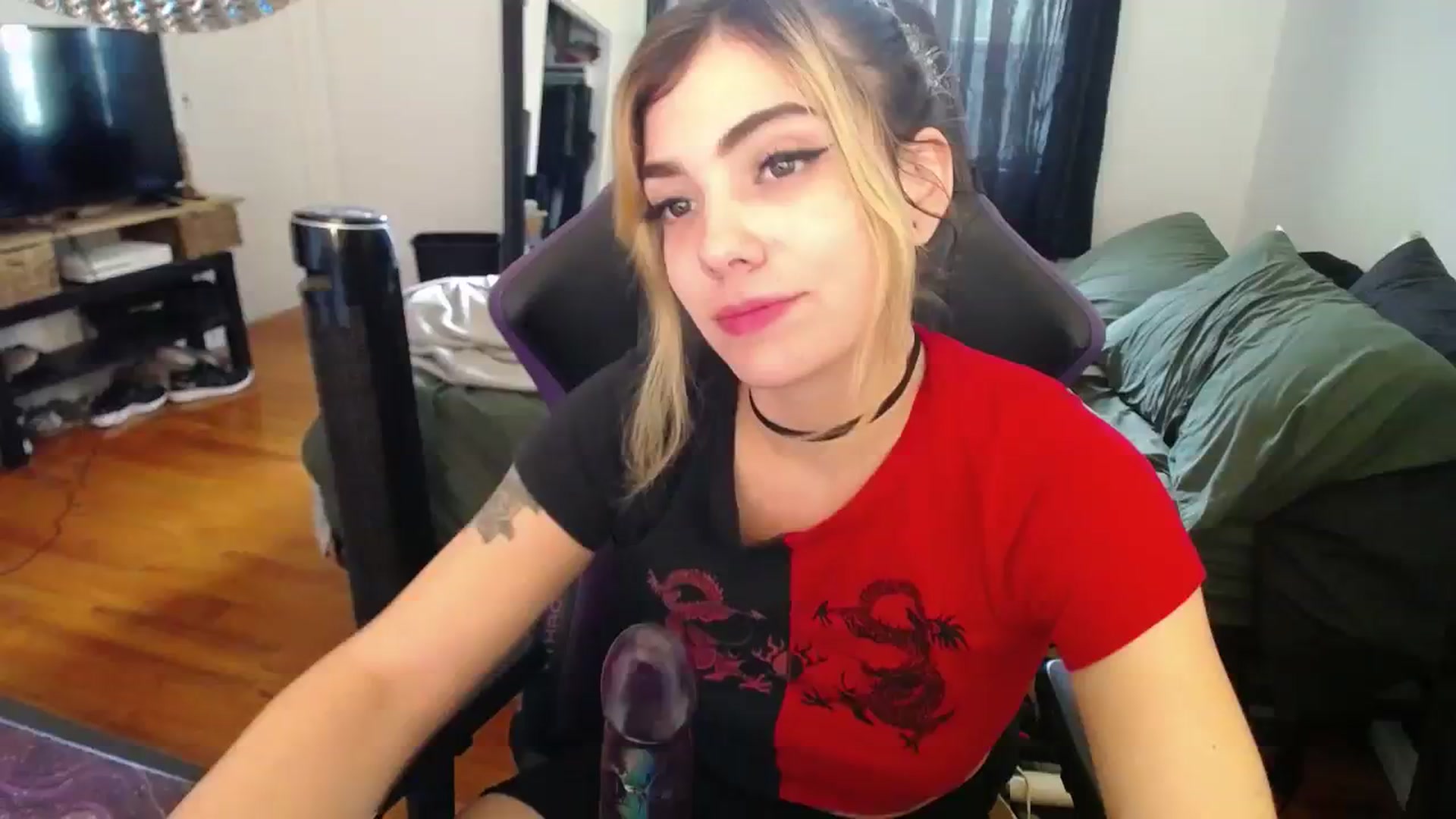 Gallery image thumbnail from BabyxKat's myfreecams stream on, 08/29/2023, 18:10 image 10 of 20