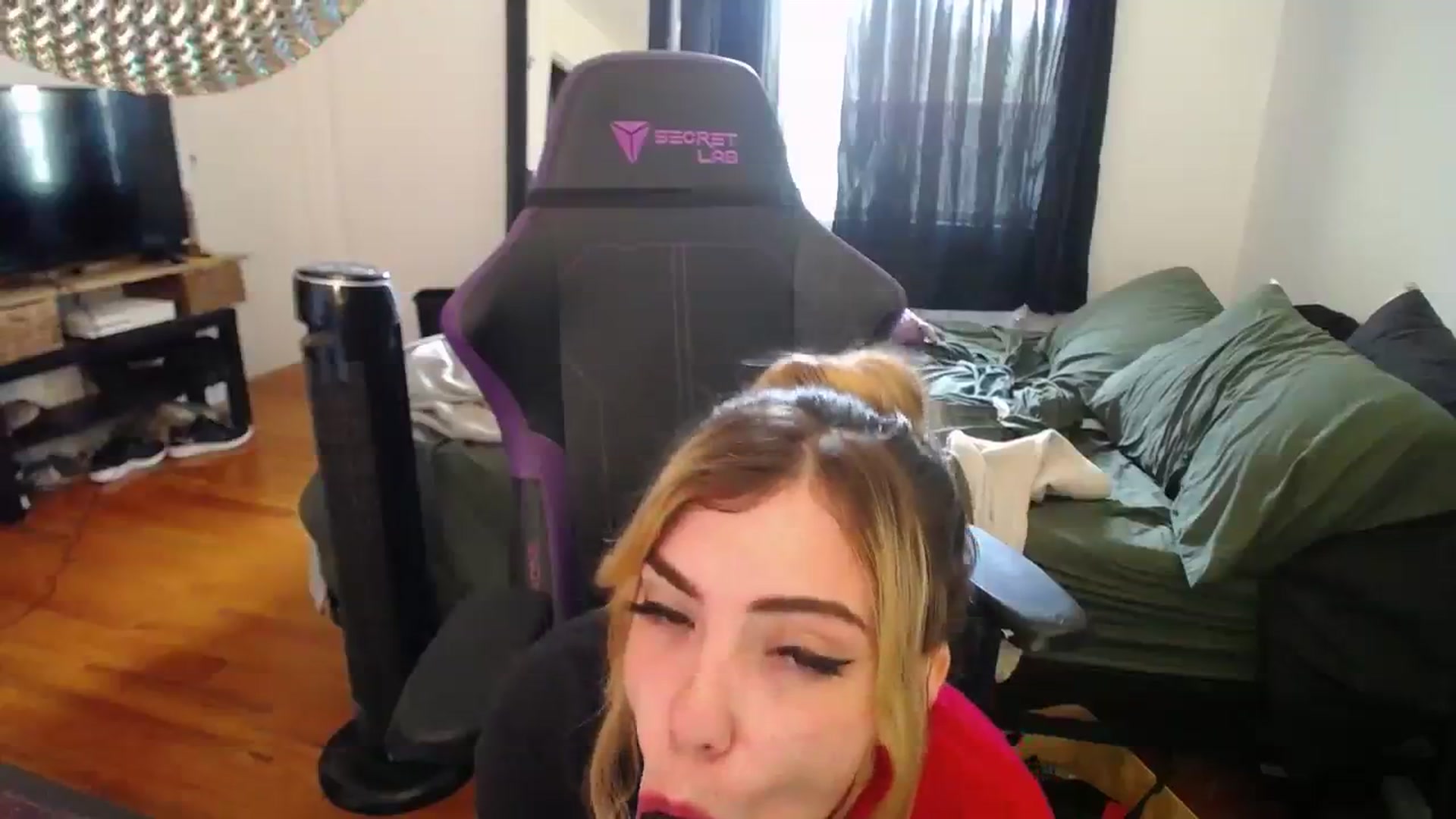 Gallery image thumbnail from BabyxKat's myfreecams stream on, 08/29/2023, 18:10 image 8 of 20