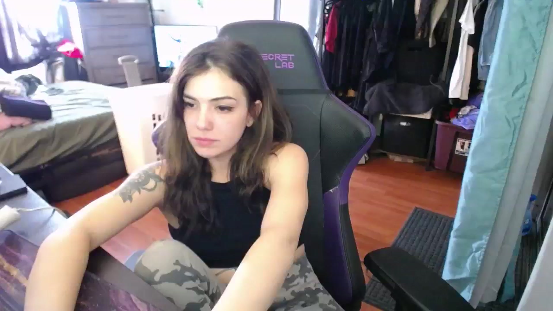 Gallery image thumbnail from BabyxKat's myfreecams stream on, 11/18/2023, 19:07 image 19 of 20